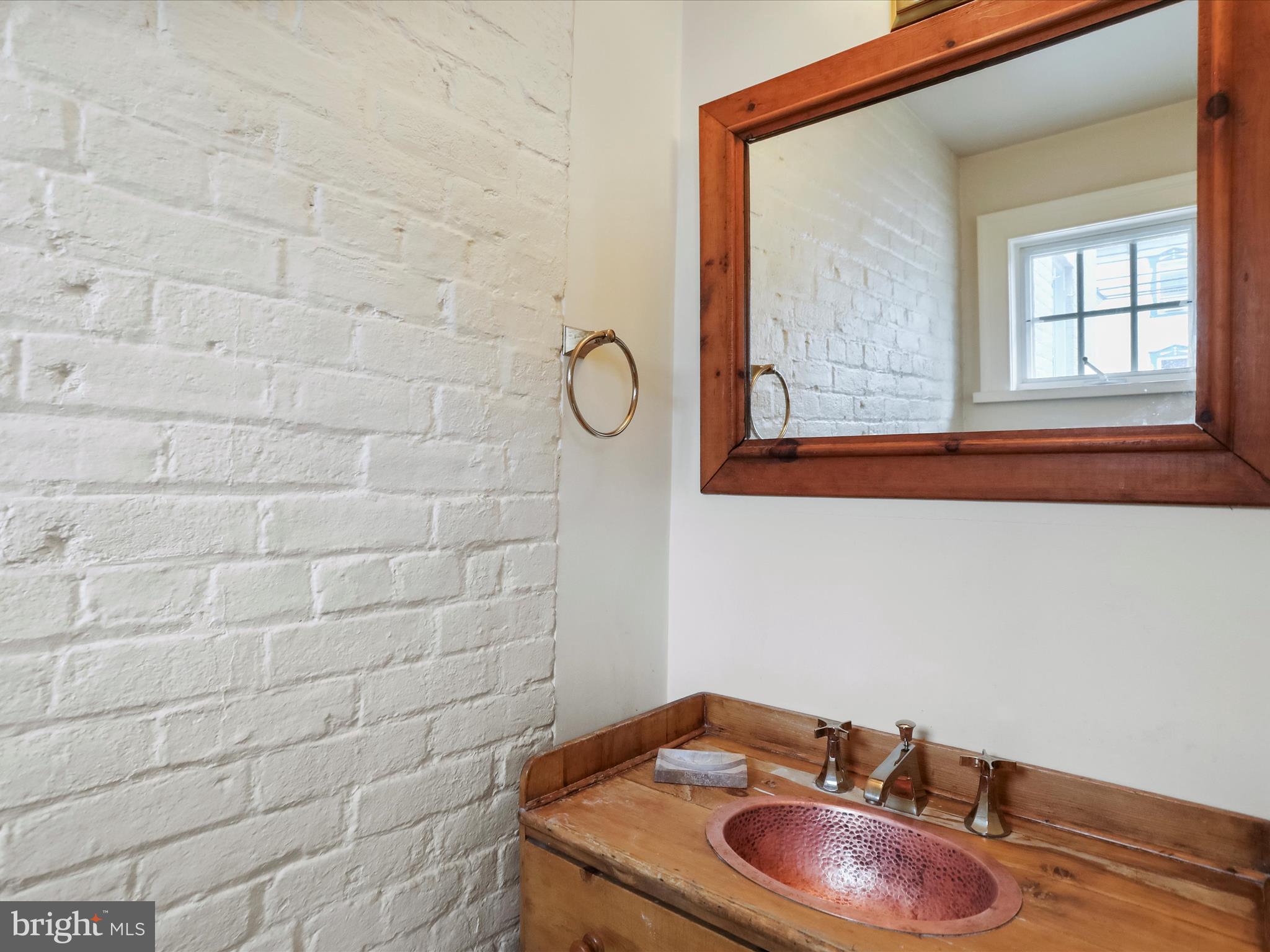 CHARLES TOWN - Residential