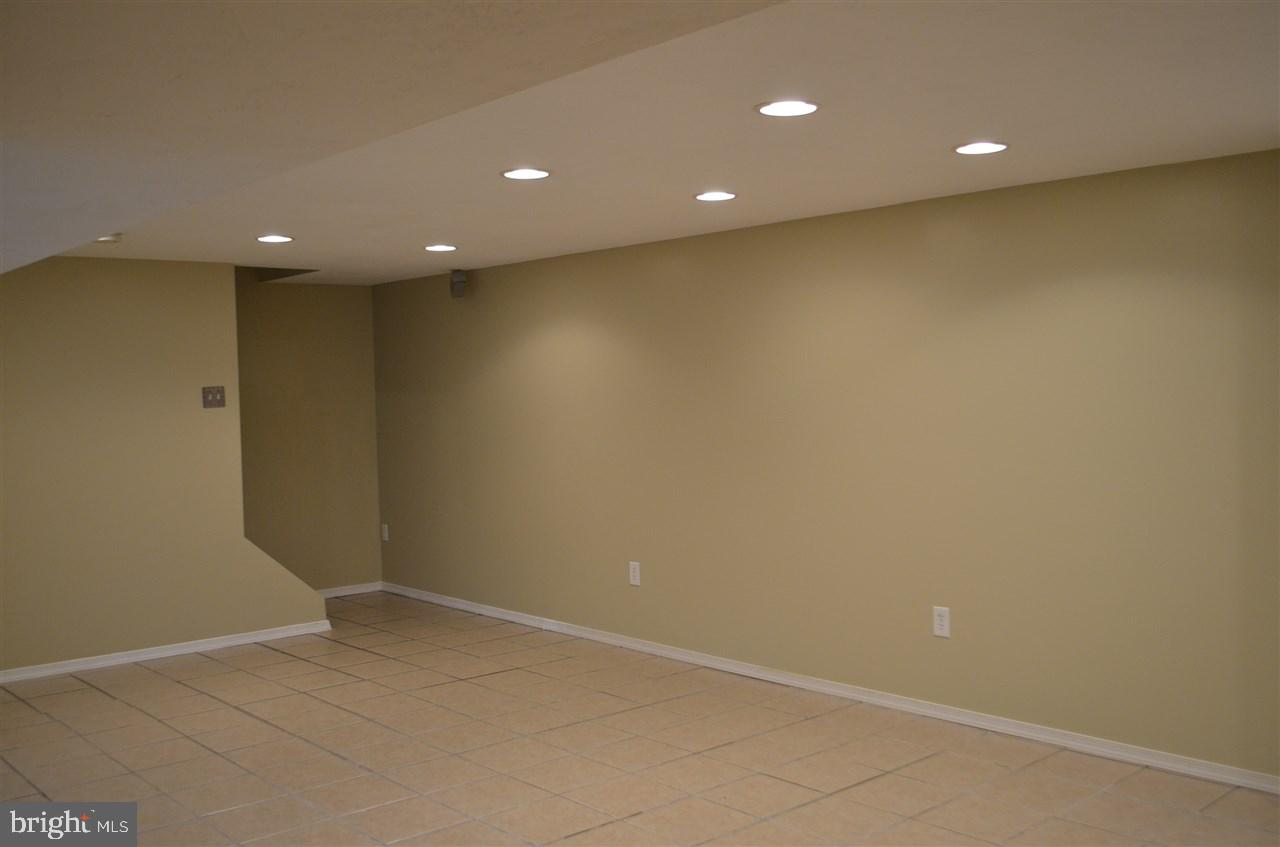 BEAVER COLONY - Residential