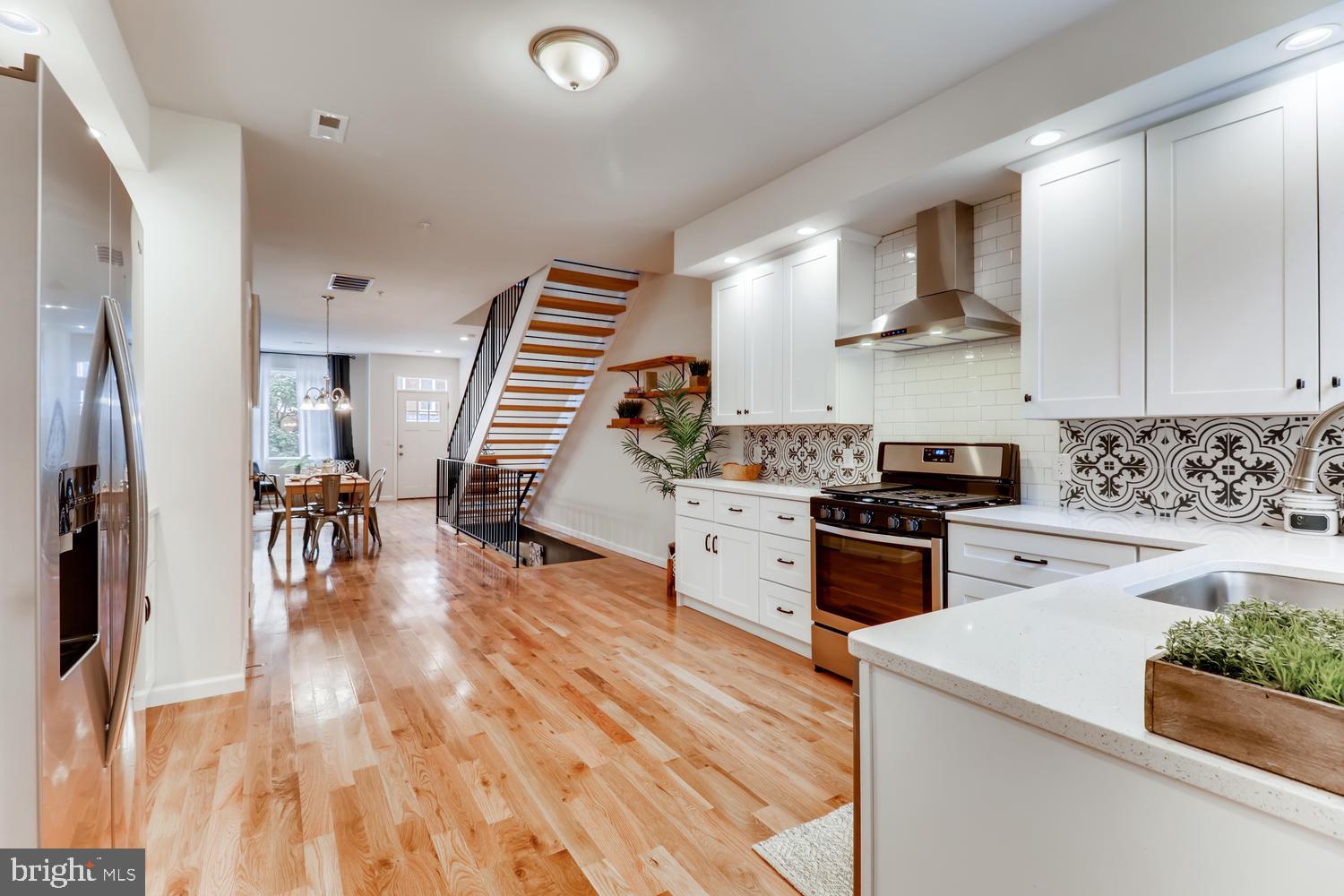 EAST BALTIMORE MIDWAY - Residential