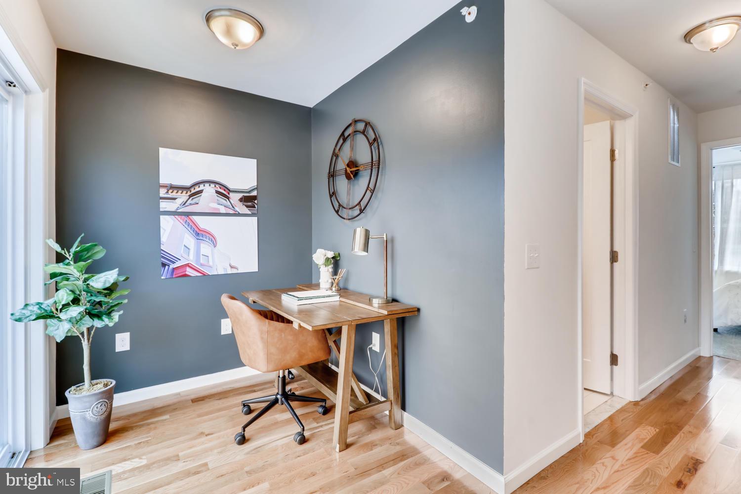 EAST BALTIMORE MIDWAY - Residential