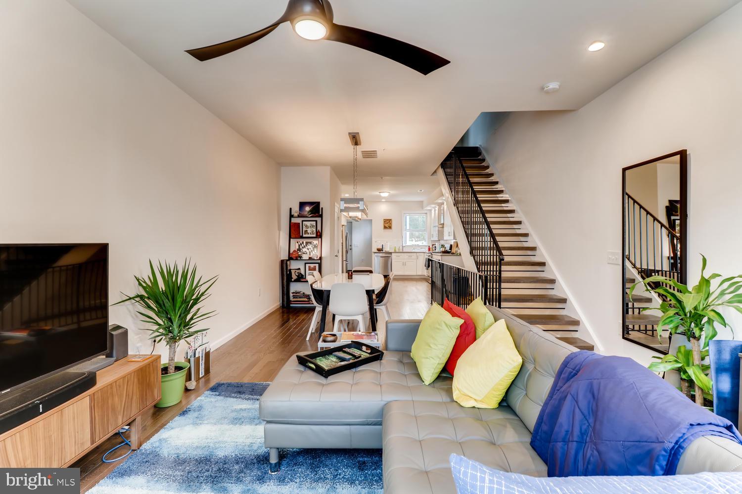 EAST BALTIMORE MIDWAY - Residential