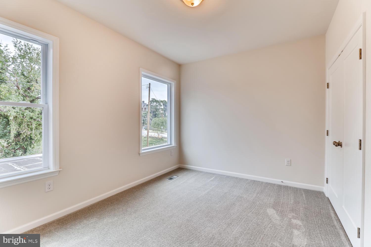 EAST BALTIMORE MIDWAY - Residential