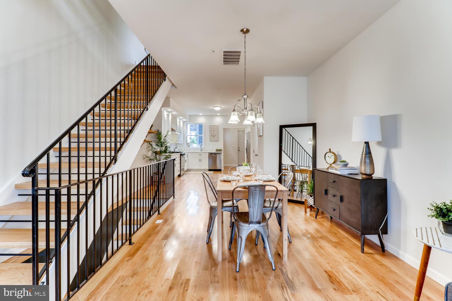 EAST BALTIMORE MIDWAY - Residential