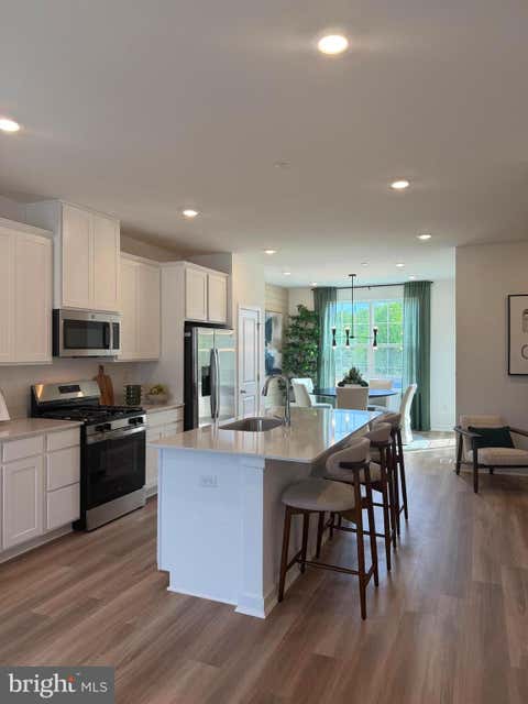 Townhouse For Rent - 30 Barnes Way<br/> SICKLERVILLE, NJ 08081
