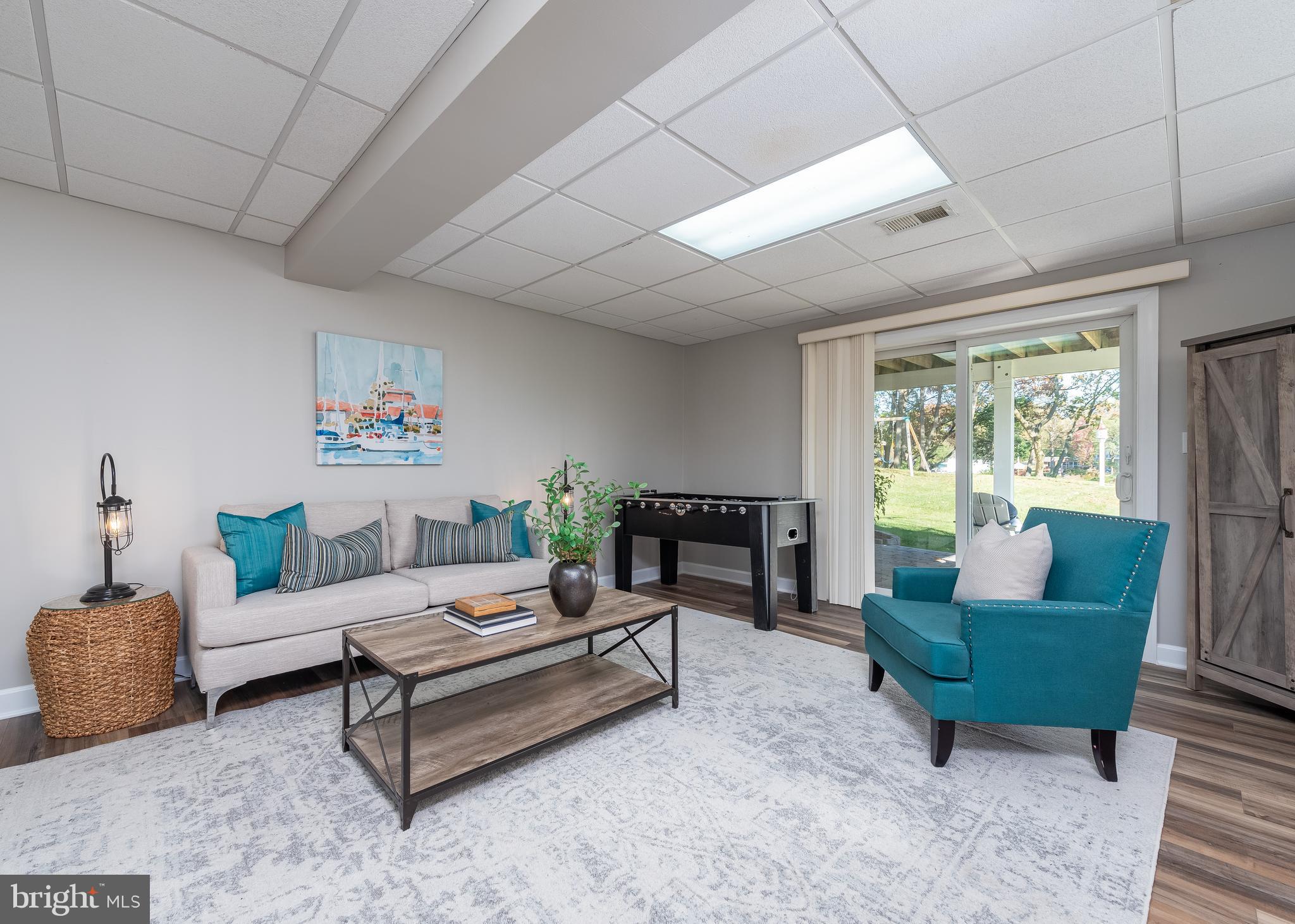 WEST SHORE - Residential