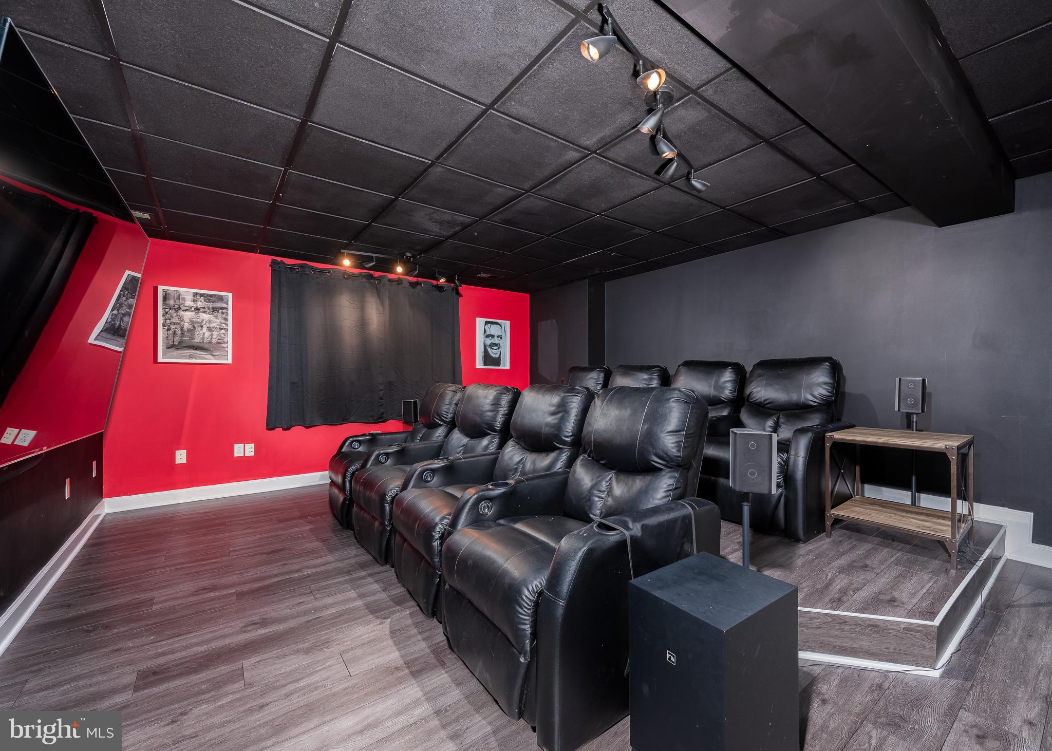 WEST SHORE - Residential