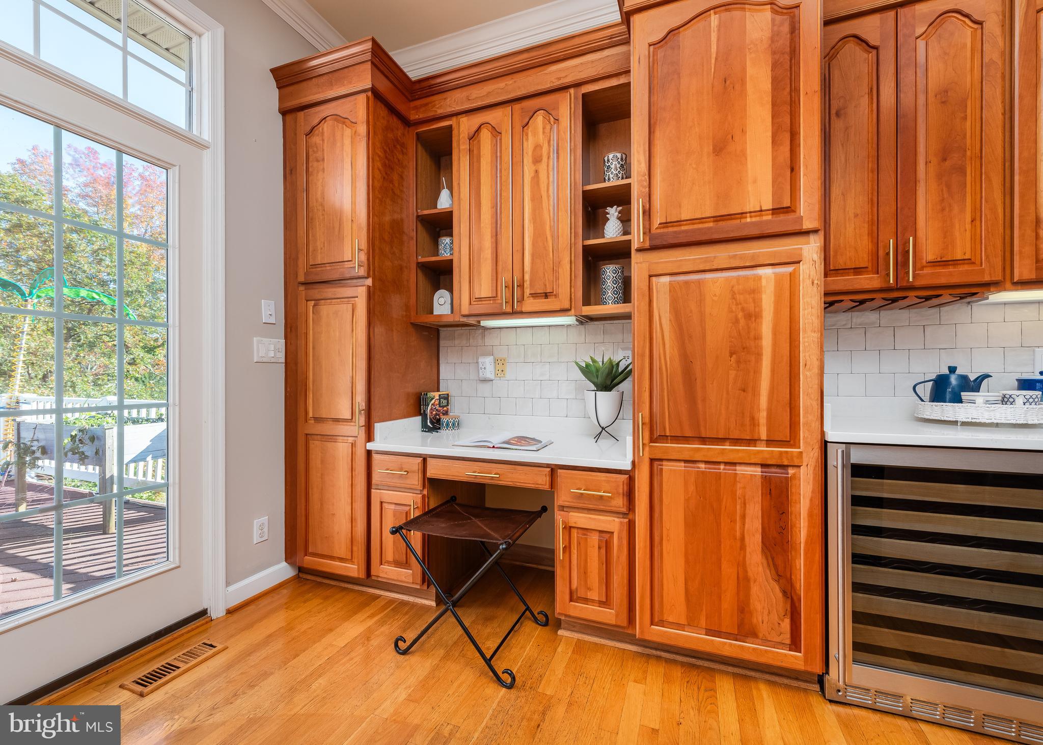 WEST SHORE - Residential