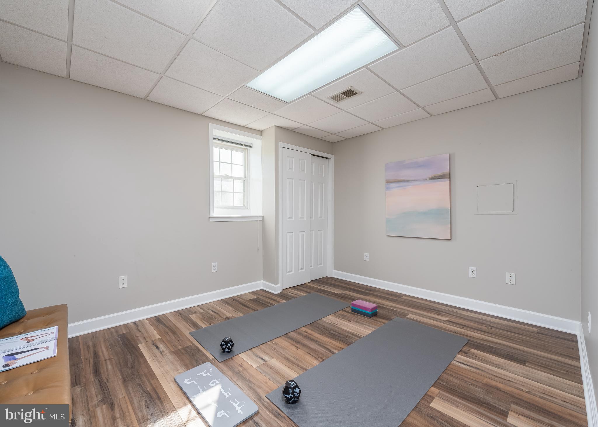 WEST SHORE - Residential