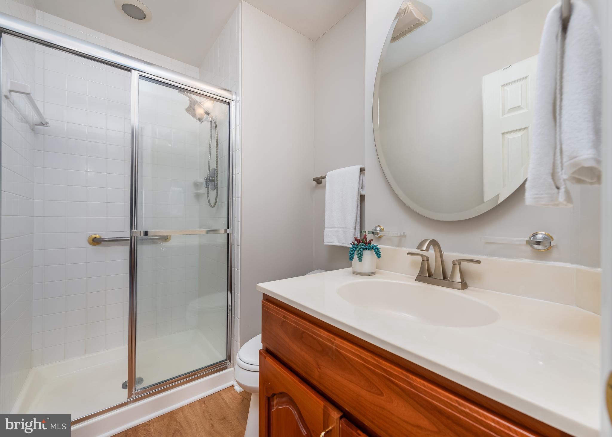 WEST SHORE - Residential