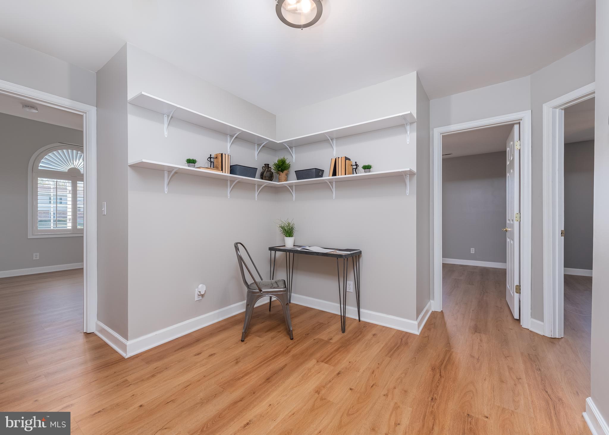 WEST SHORE - Residential