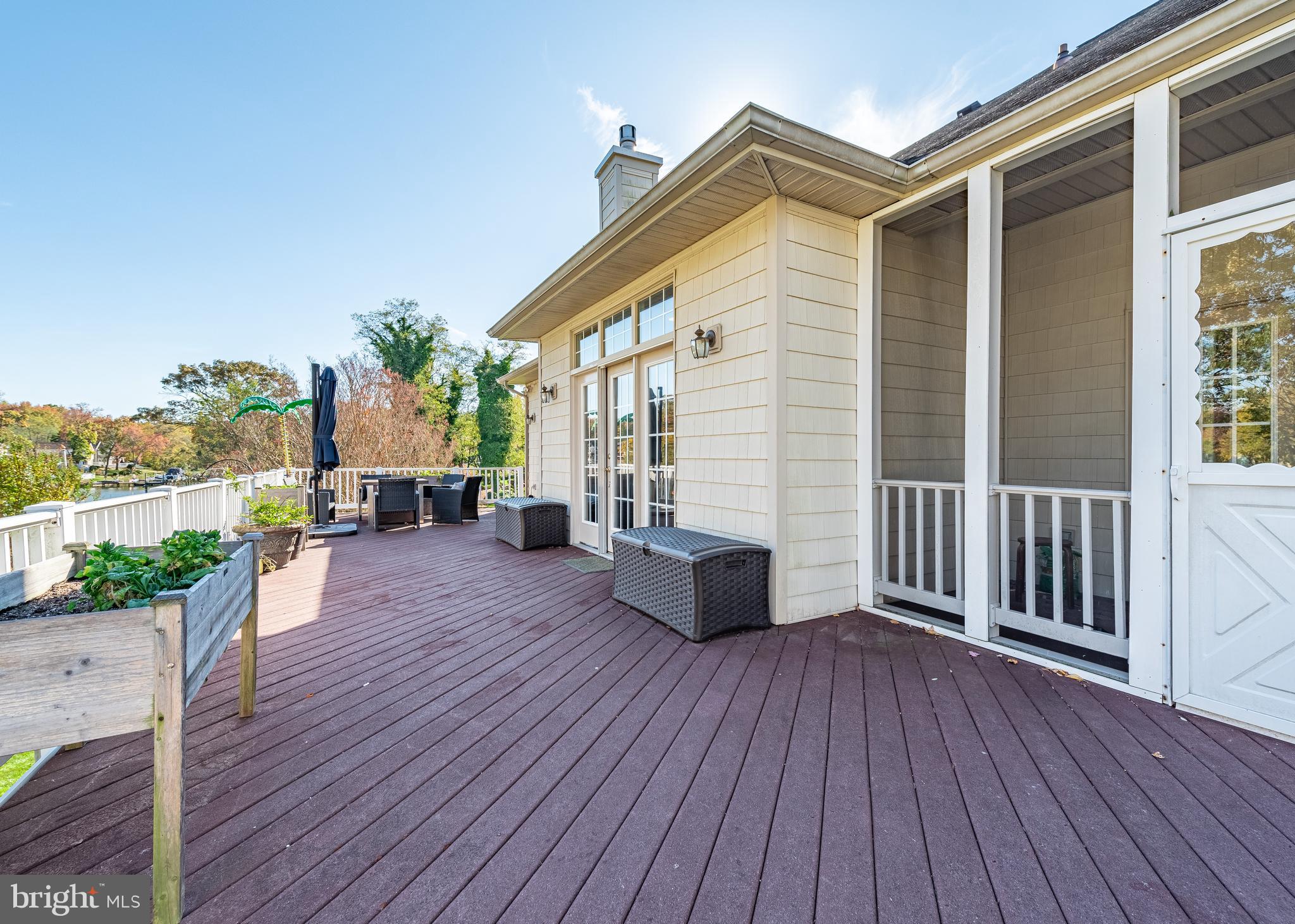 WEST SHORE - Residential