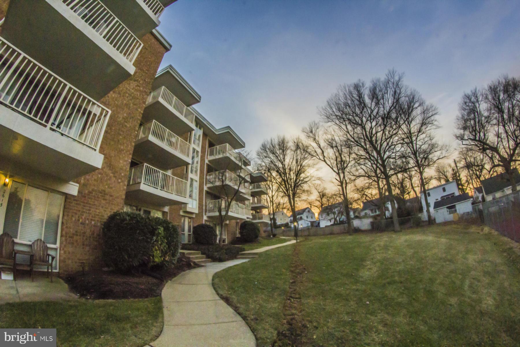 HUNTINGTON CLUB - Residential