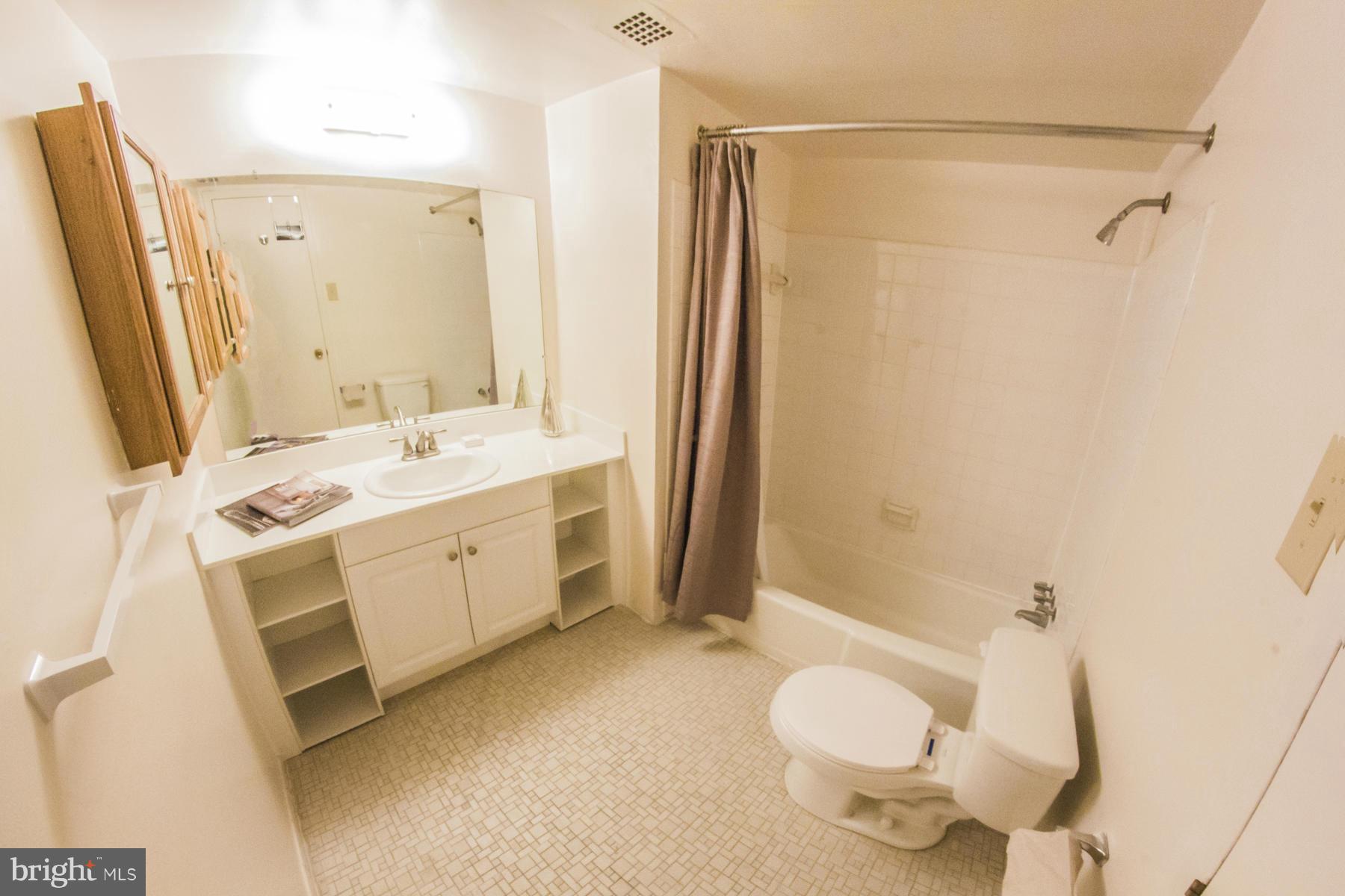 HUNTINGTON CLUB - Residential