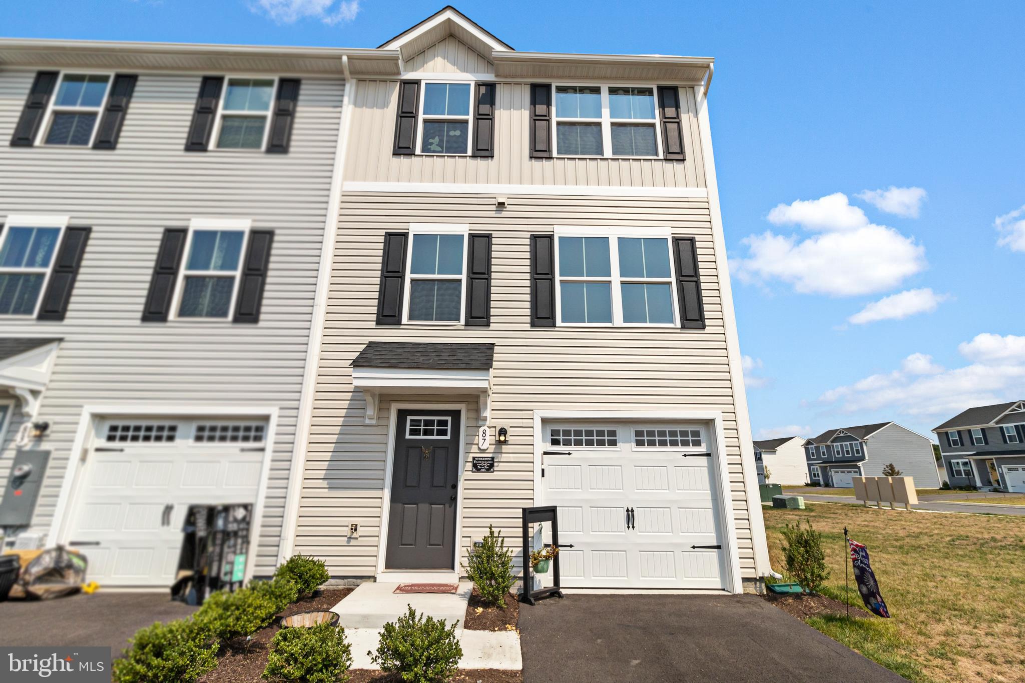 SOUTH BROOK - Residential