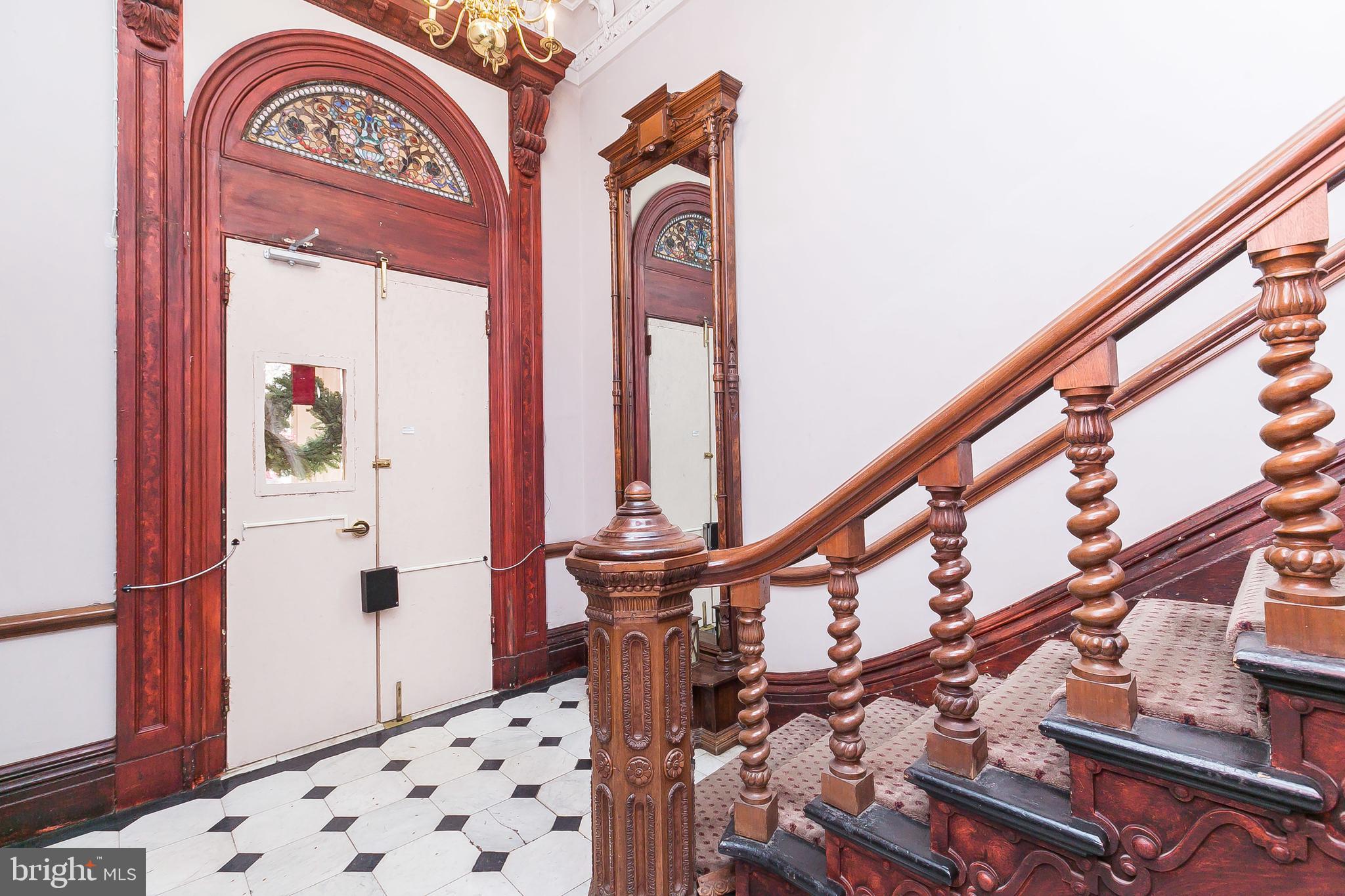 MOUNT VERNON PLACE HISTORIC DISTRICT - Residential