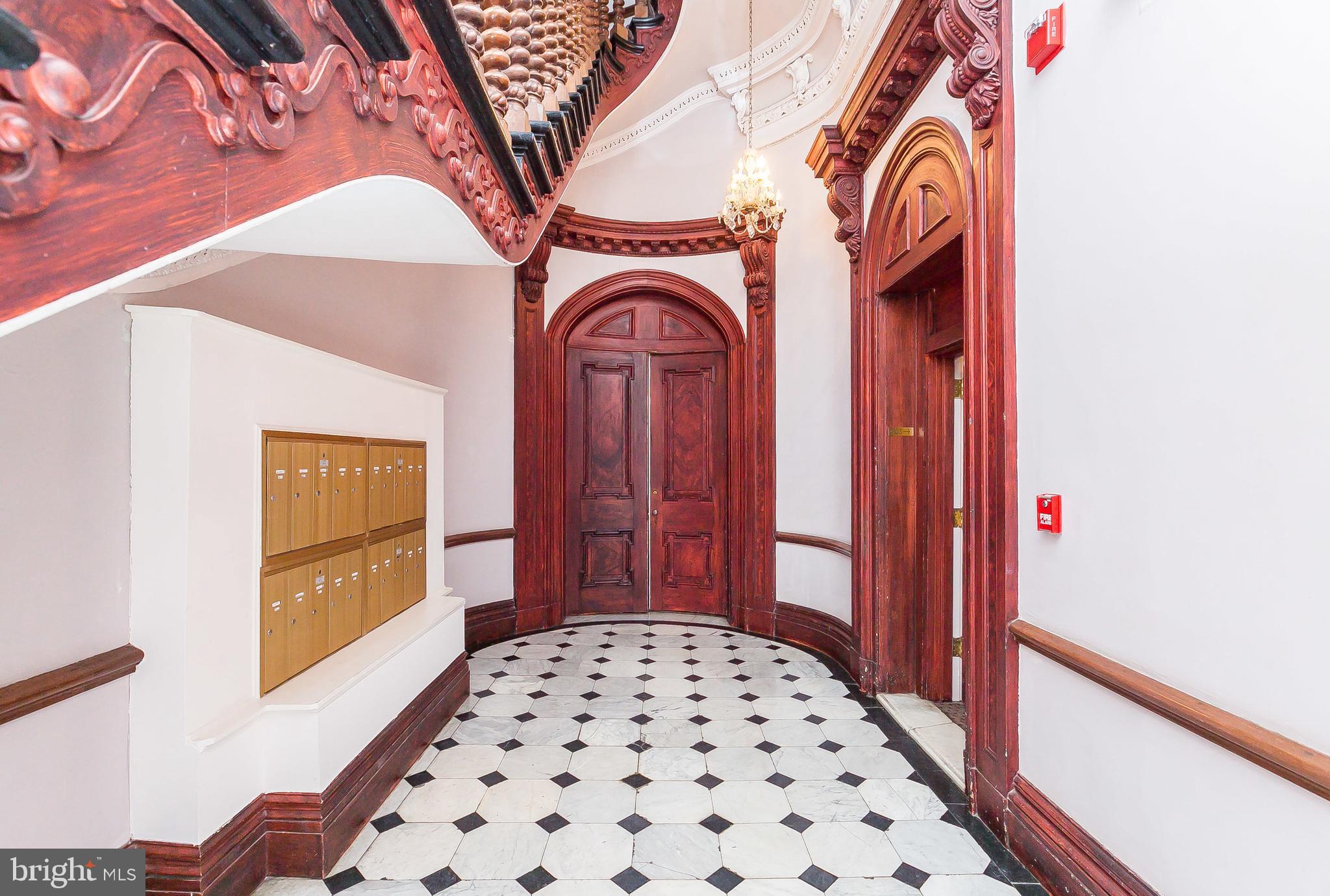 MOUNT VERNON PLACE HISTORIC DISTRICT - Residential