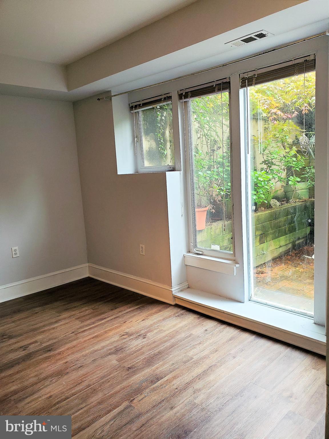 MOUNT VERNON PLACE HISTORIC DISTRICT - Residential