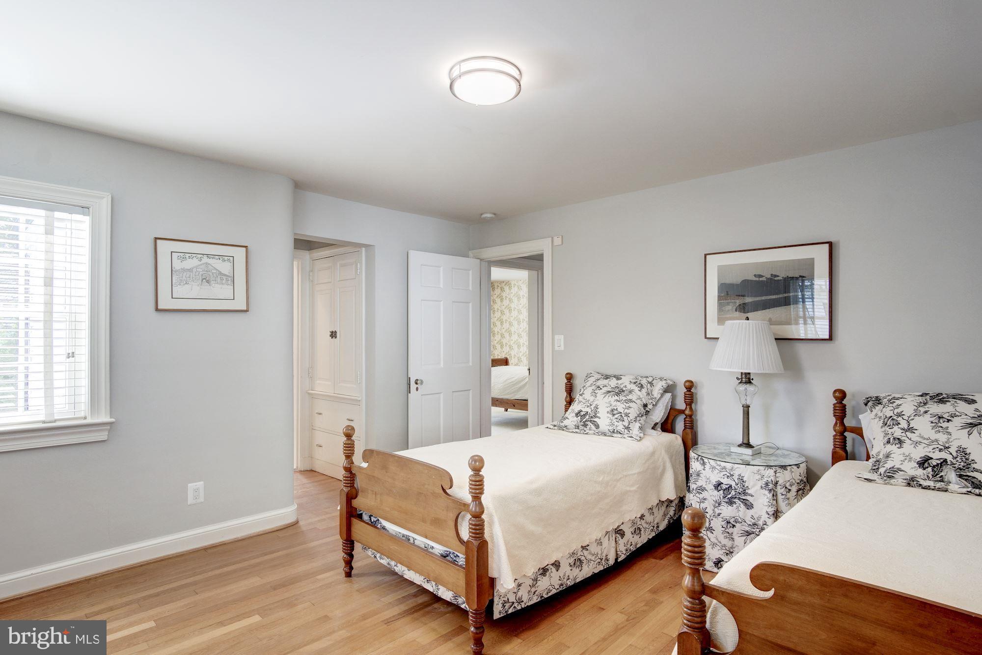 KENWOOD - Residential