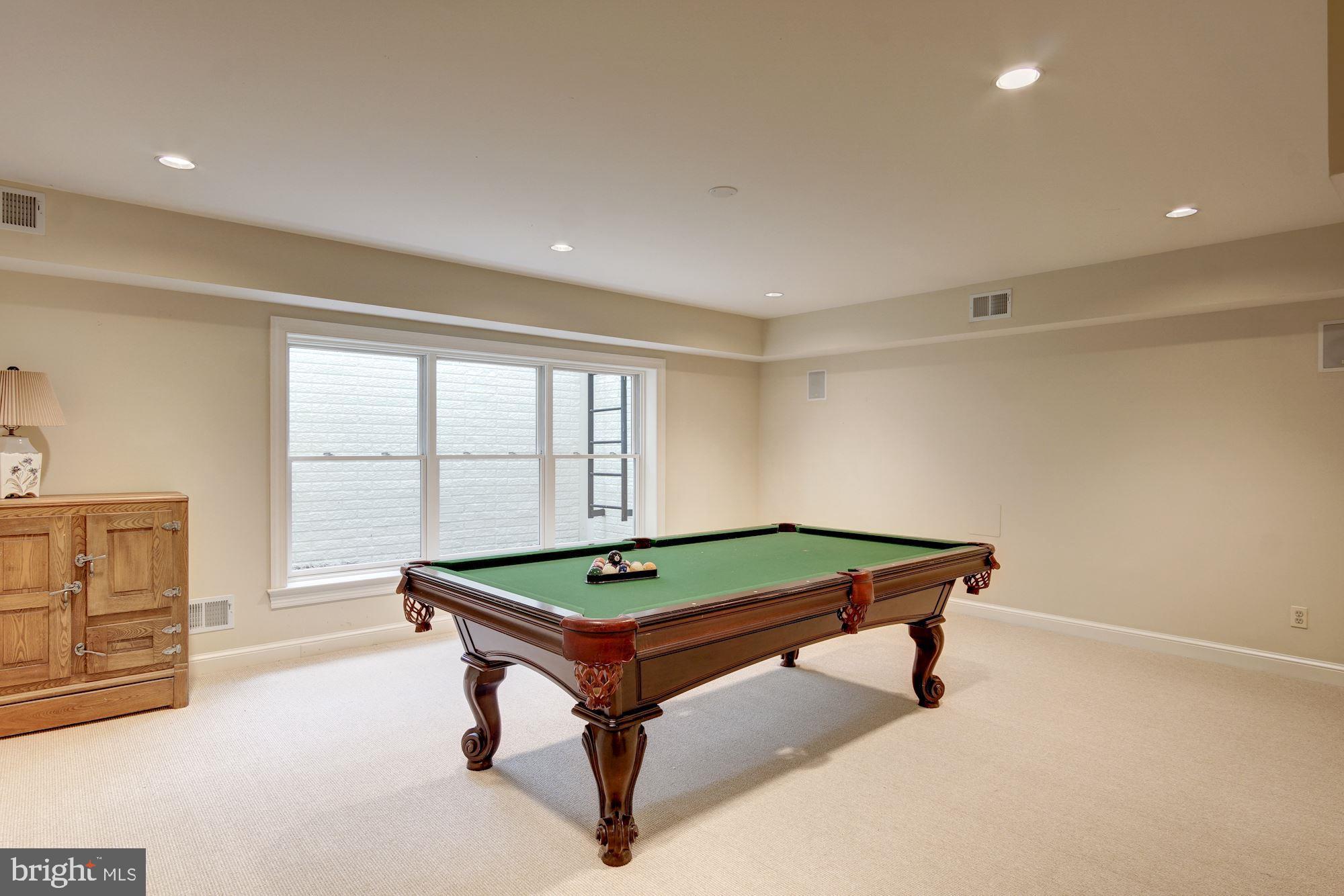 KENWOOD - Residential