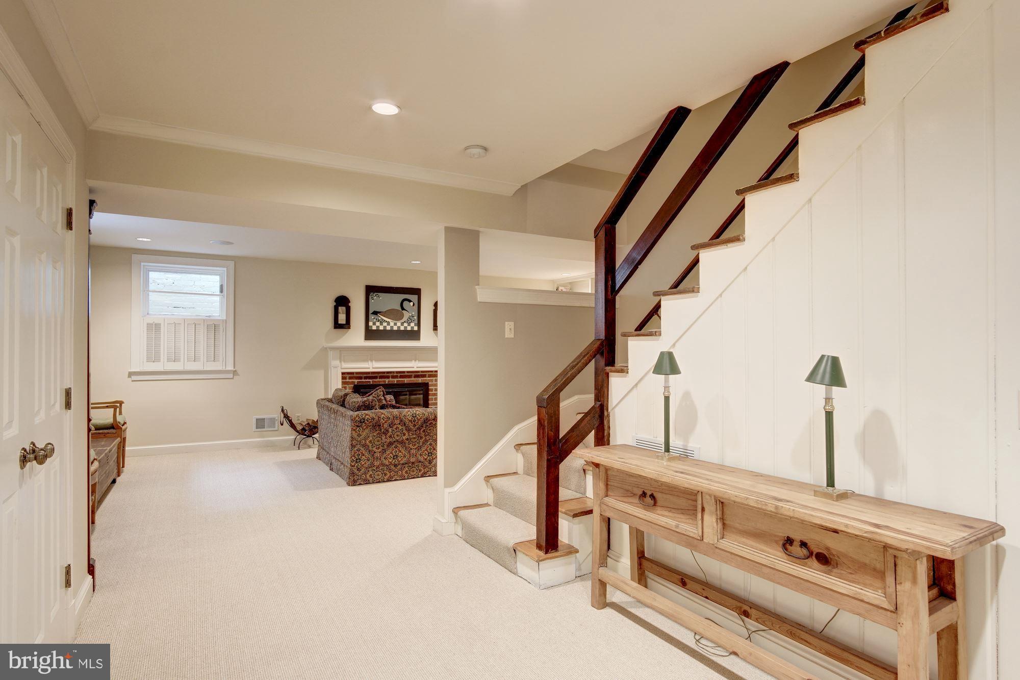 KENWOOD - Residential