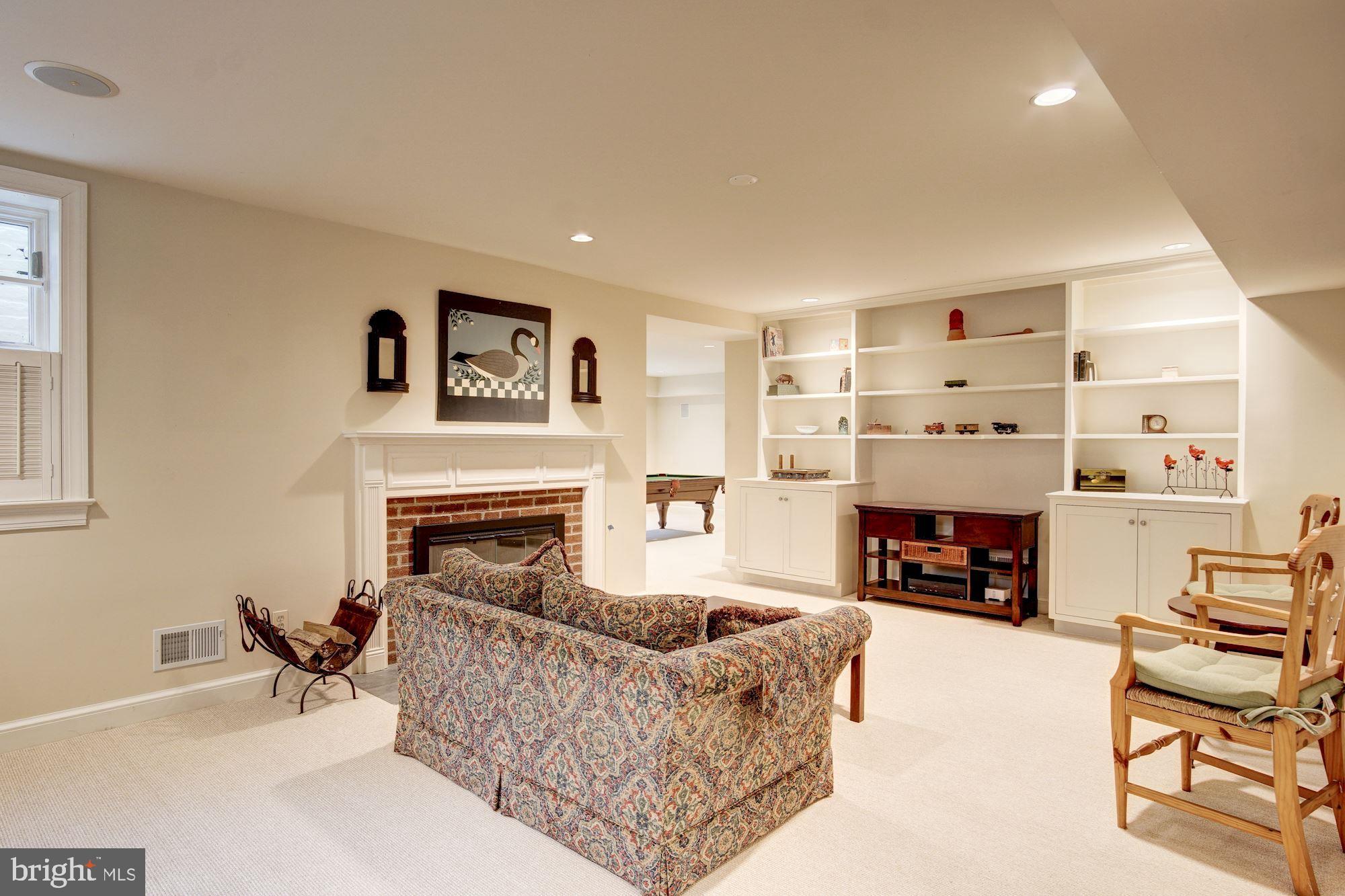 KENWOOD - Residential