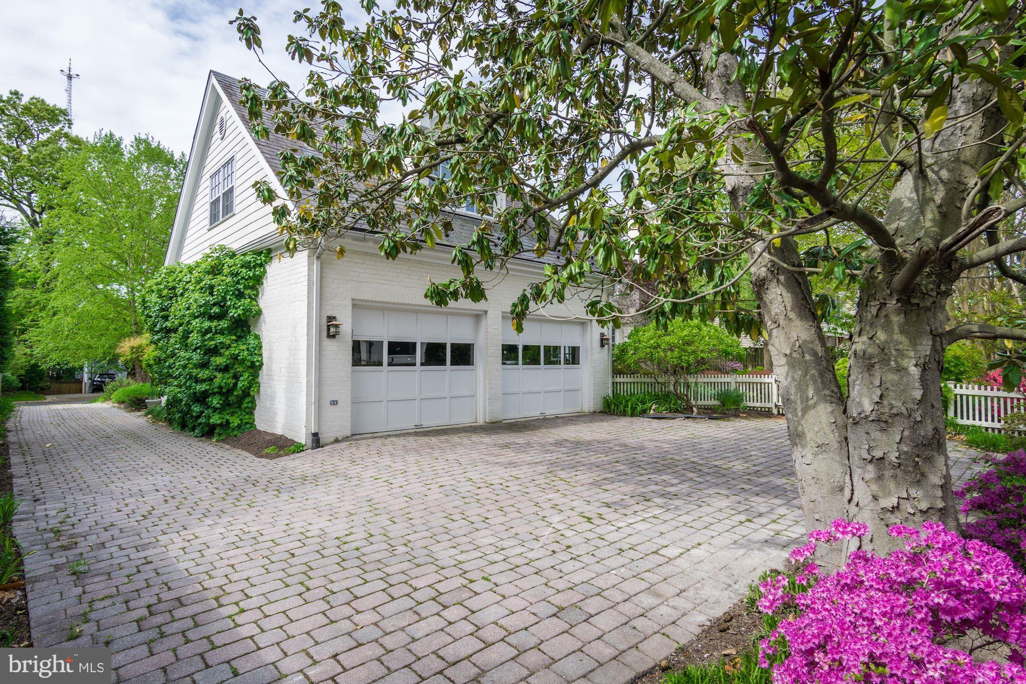 KENWOOD - Residential