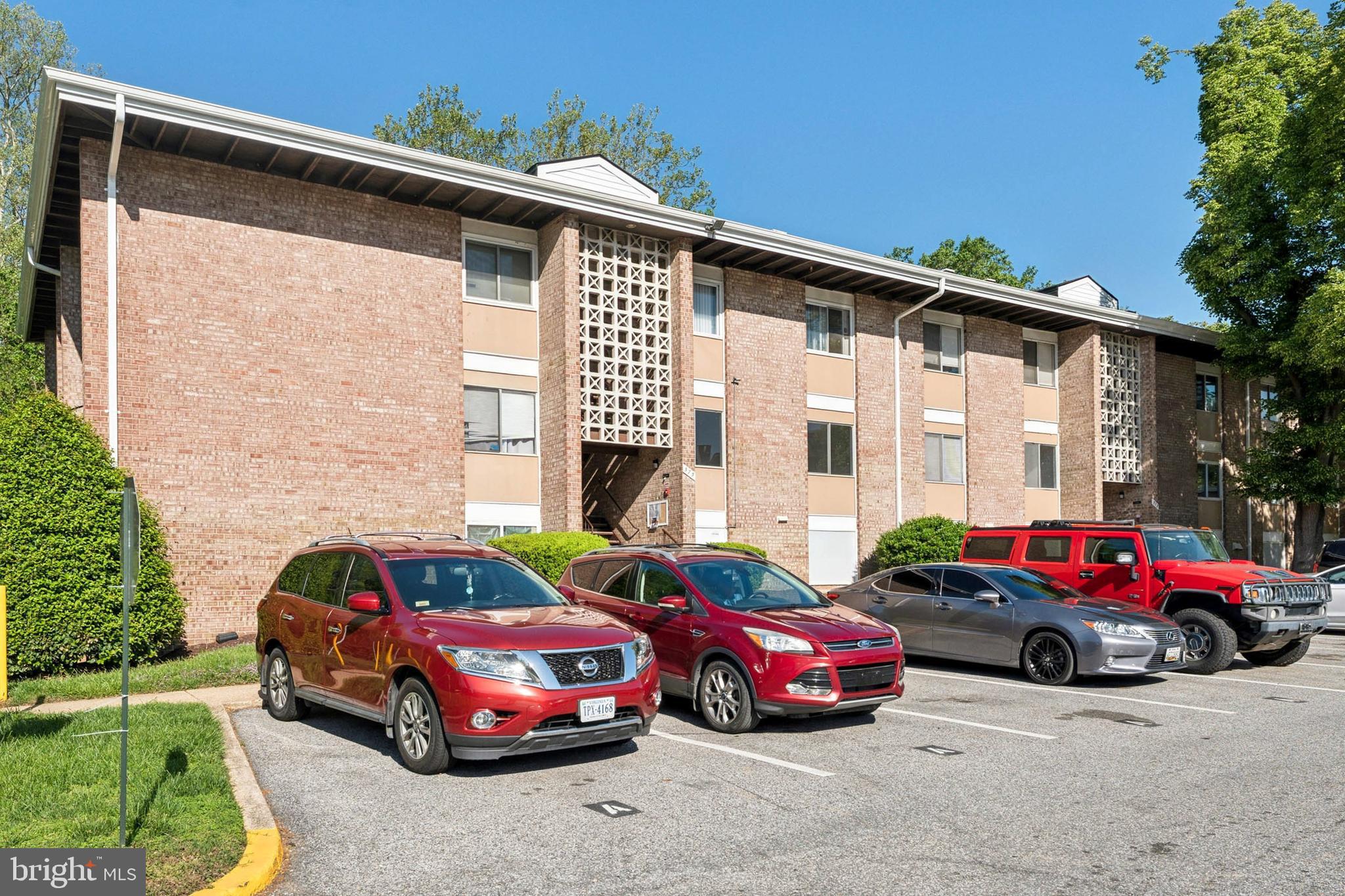 BROOKSIDE CONDOMINIUMS - Residential Lease