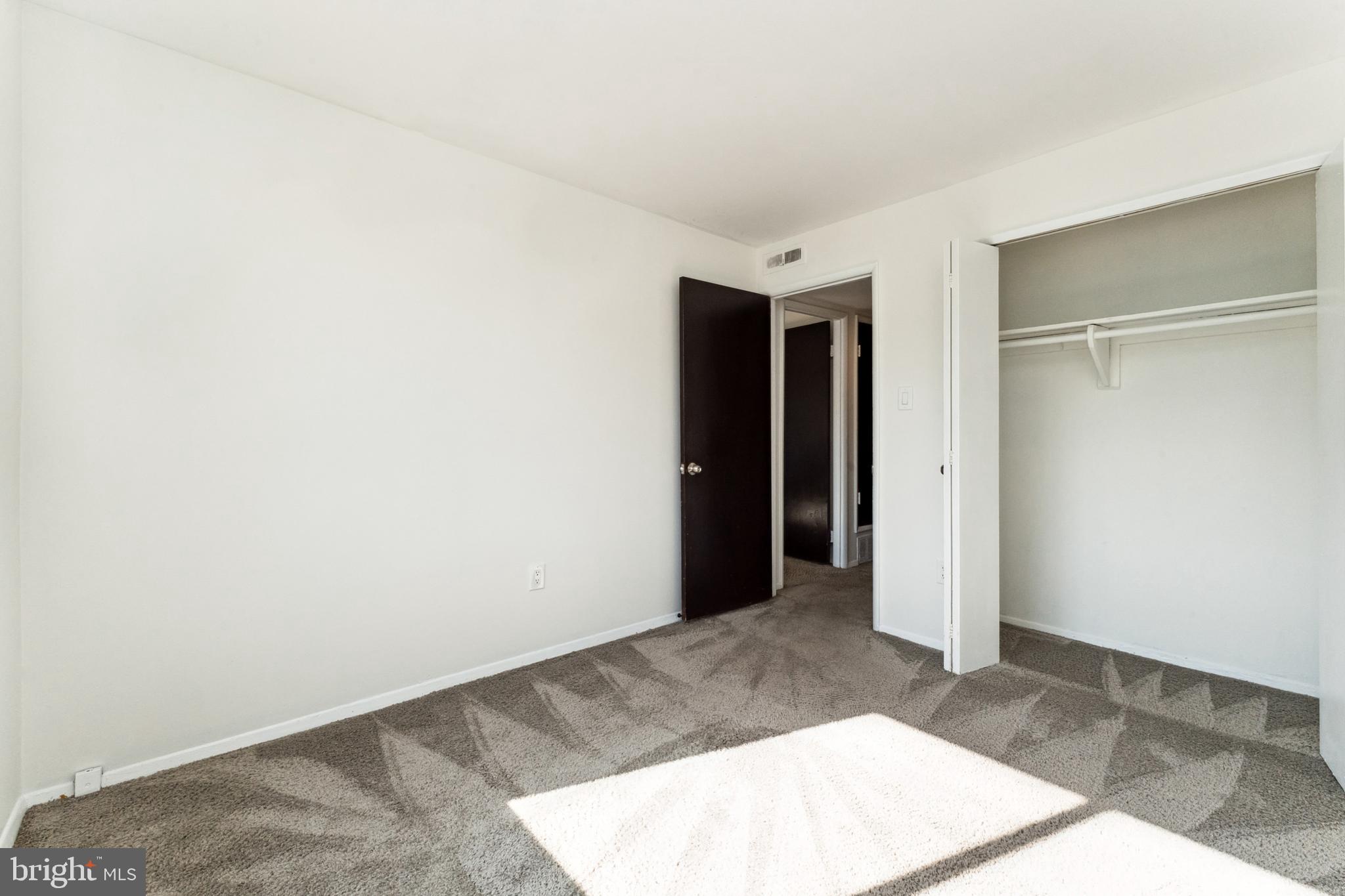 BROOKSIDE CONDOMINIUMS - Residential Lease