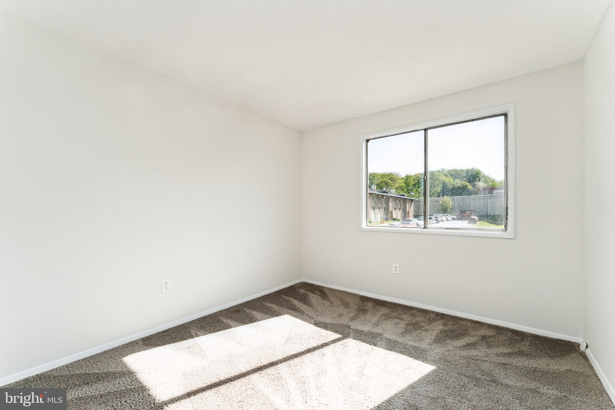 BROOKSIDE CONDOMINIUMS - Residential Lease