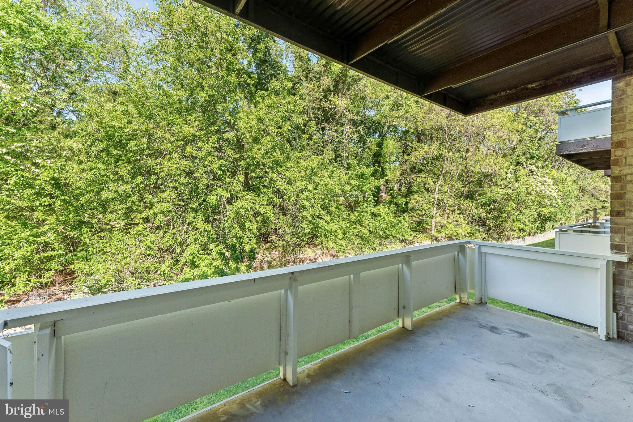 BROOKSIDE CONDOMINIUMS - Residential Lease