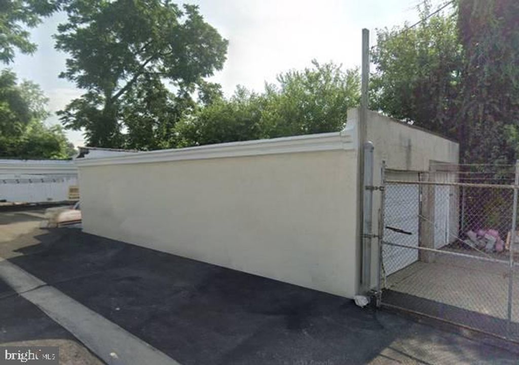 Photo of 821 Aubrey Avenue, ARDMORE, PA 19003 (MLS # PADE2057386)