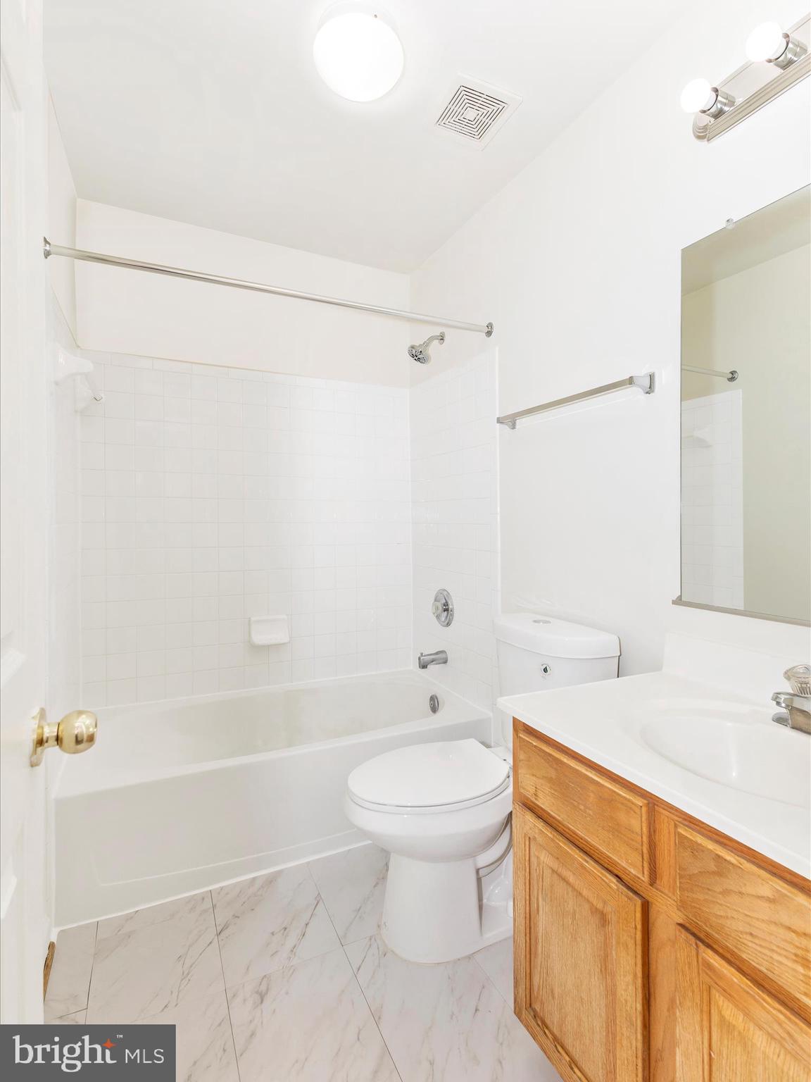 THE OAKS AT WATERS EDGE - Residential