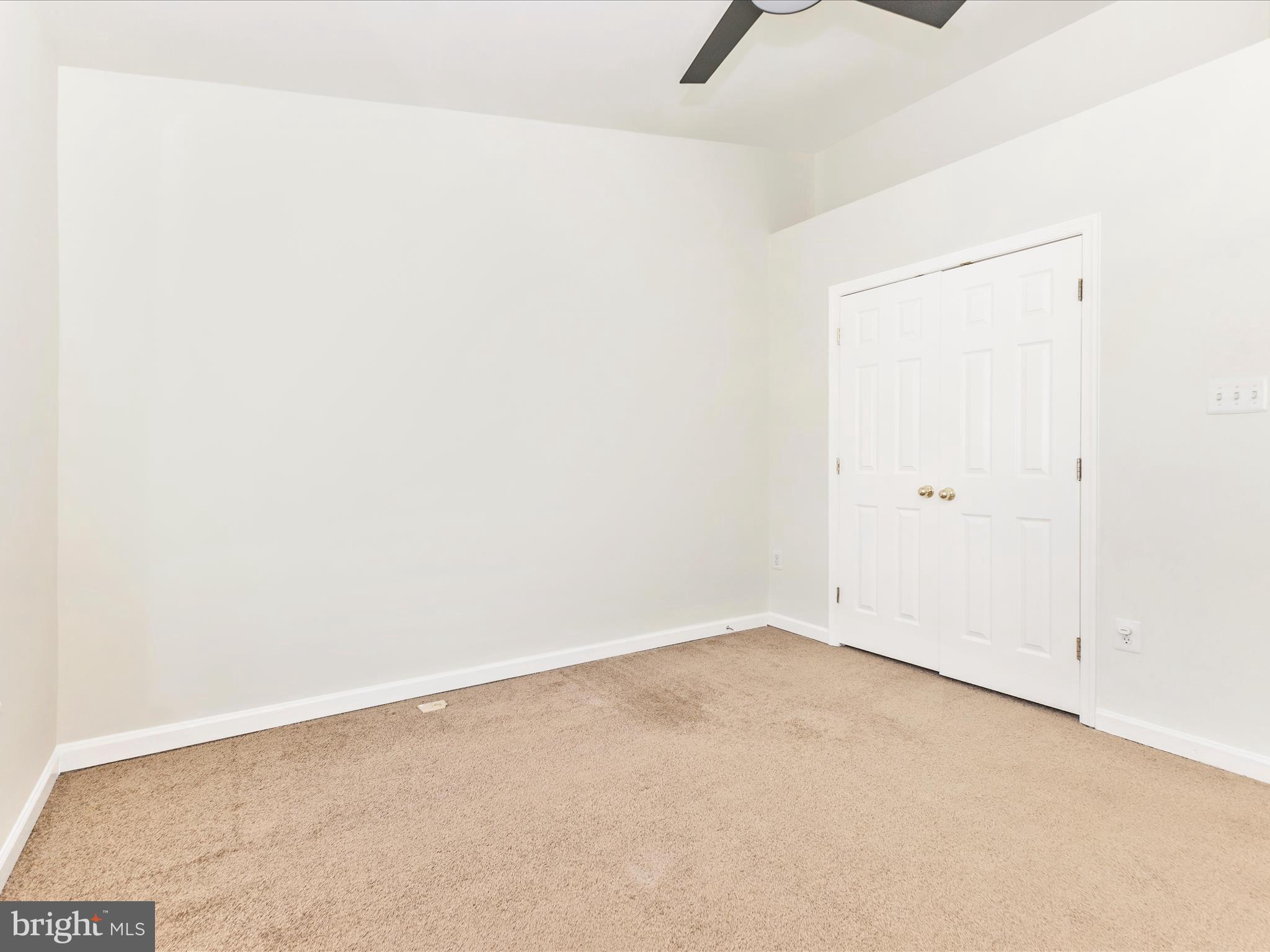 THE OAKS AT WATERS EDGE - Residential