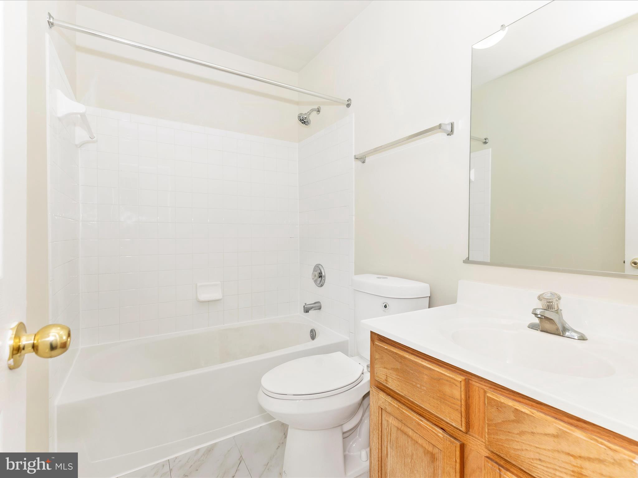 THE OAKS AT WATERS EDGE - Residential