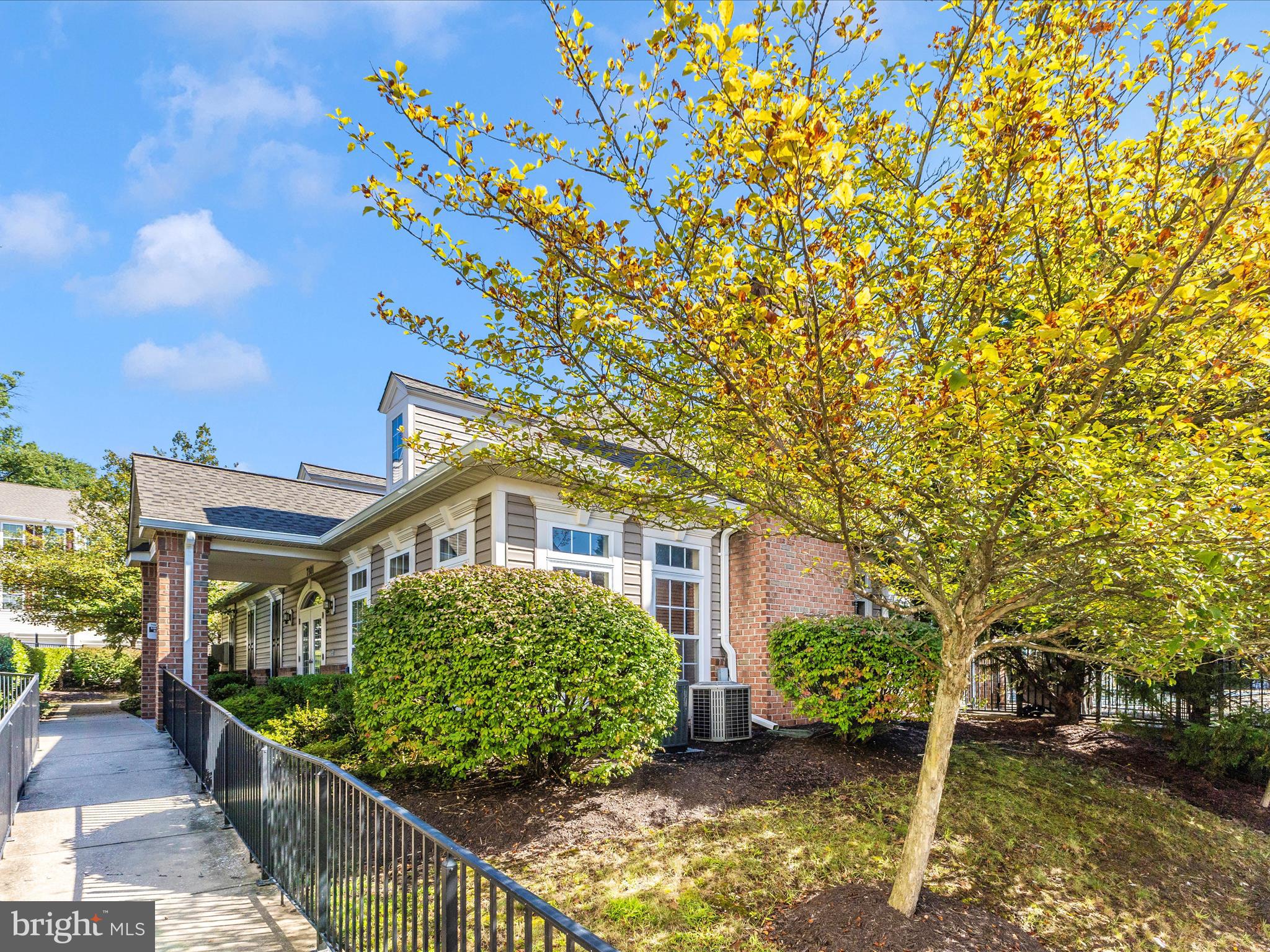 THE OAKS AT WATERS EDGE - Residential