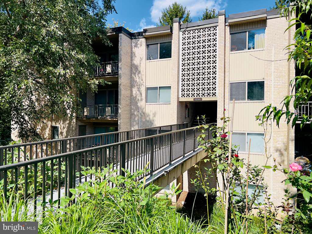 BETHESDA PARK - Residential