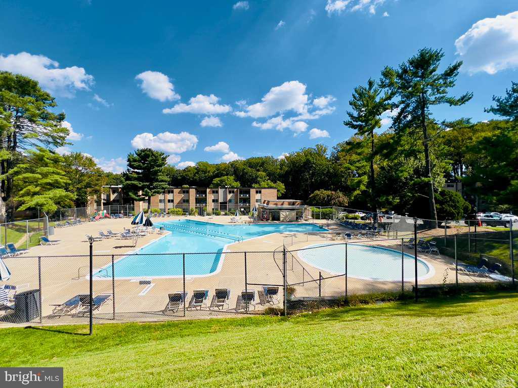 BETHESDA PARK - Residential