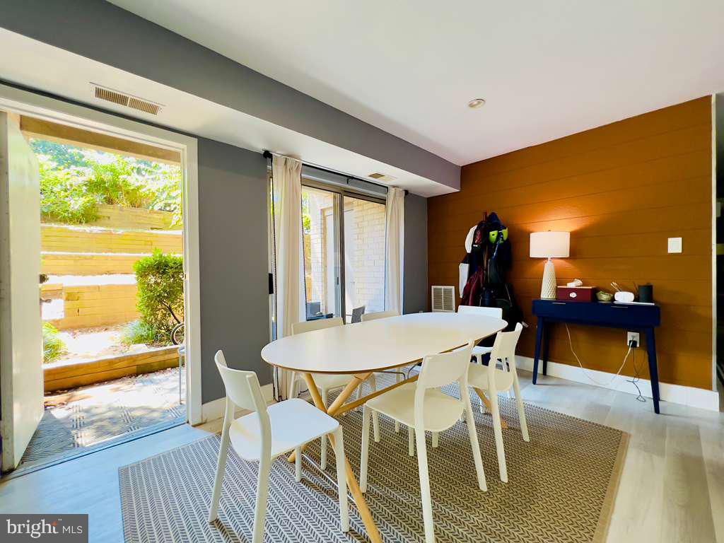 BETHESDA PARK - Residential