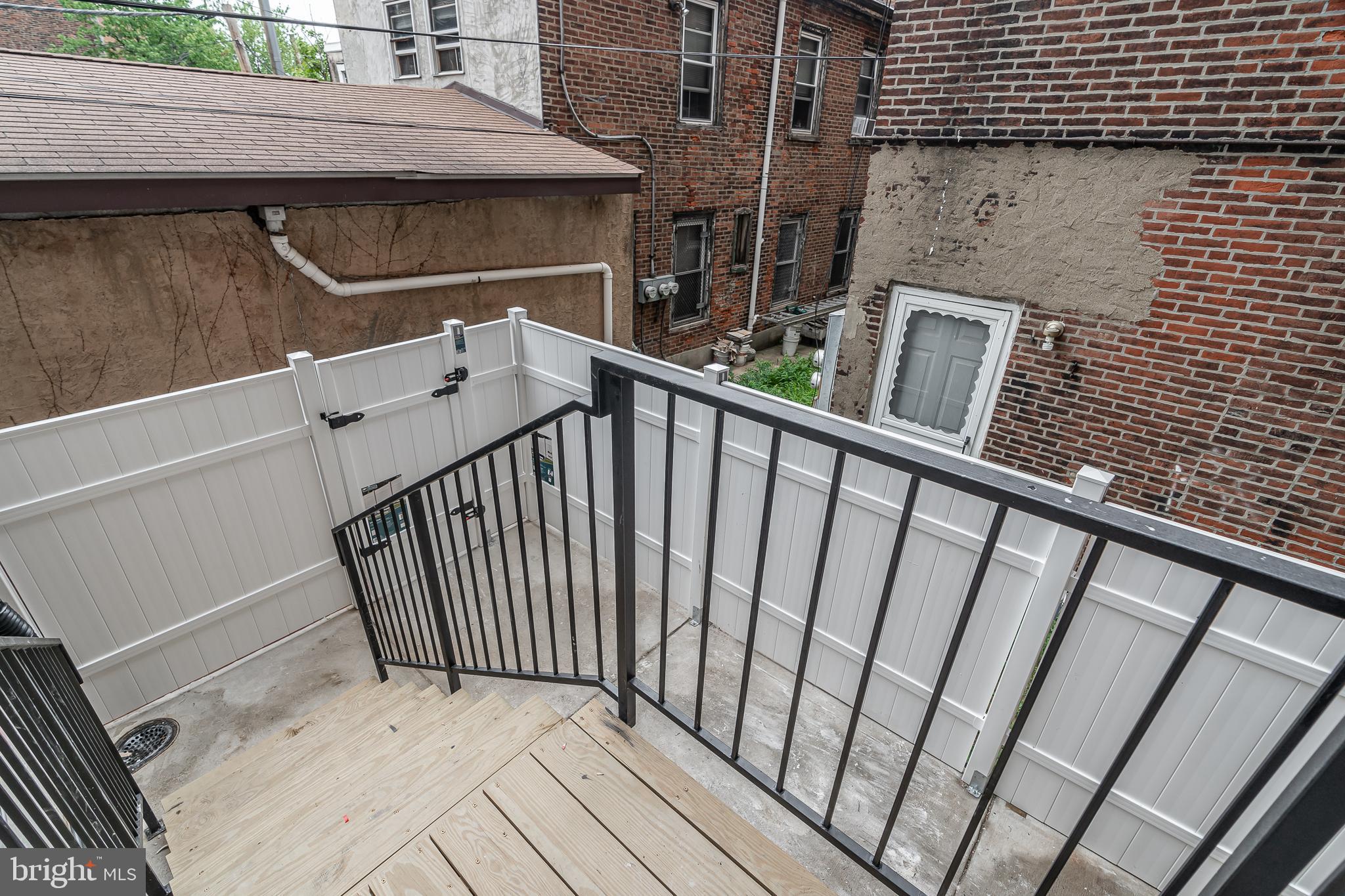 POWELTON VILLAGE - Residential Lease