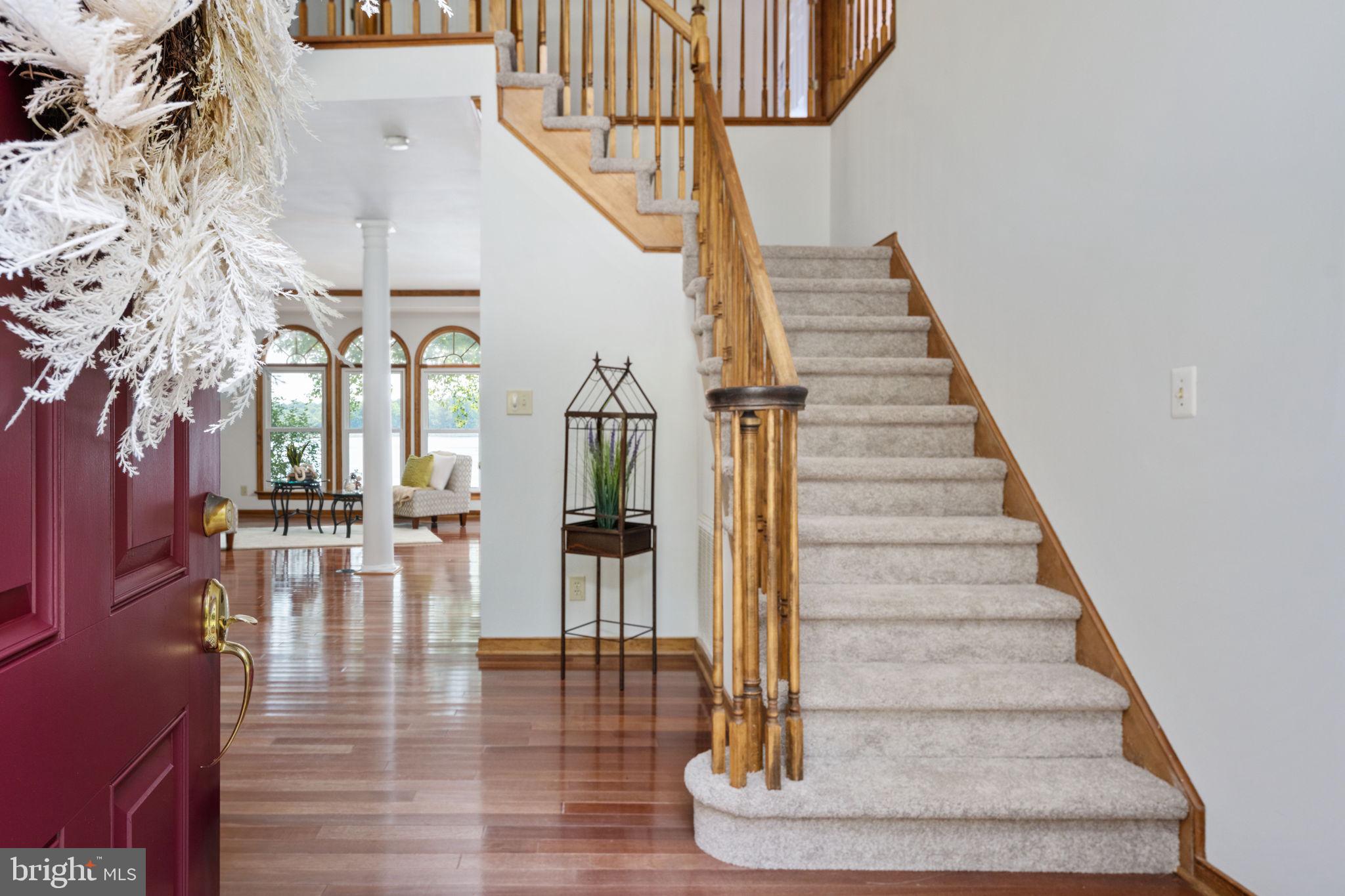 LAKE LAND OR - Residential