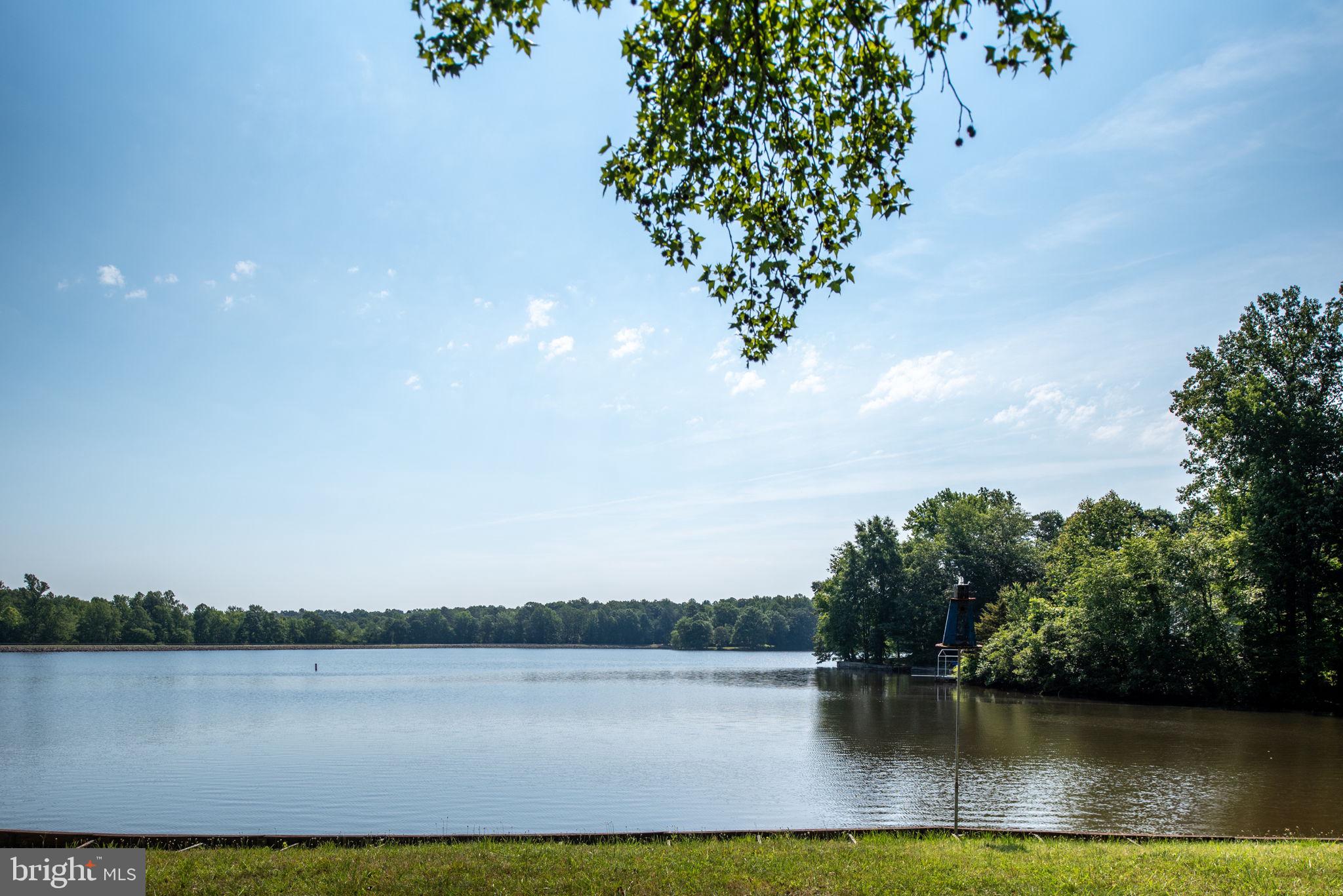 LAKE LAND OR - Residential