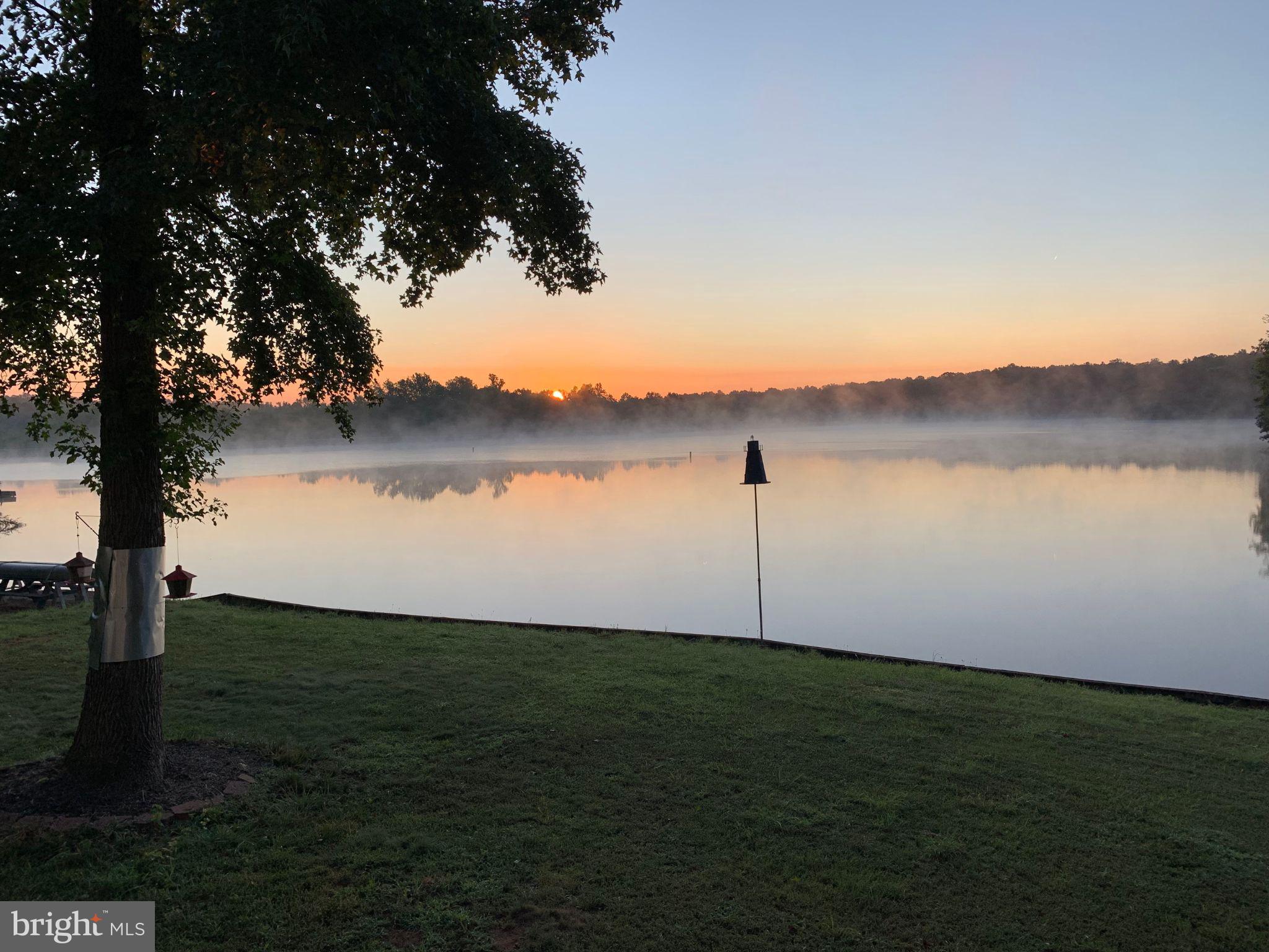 LAKE LAND OR - Residential