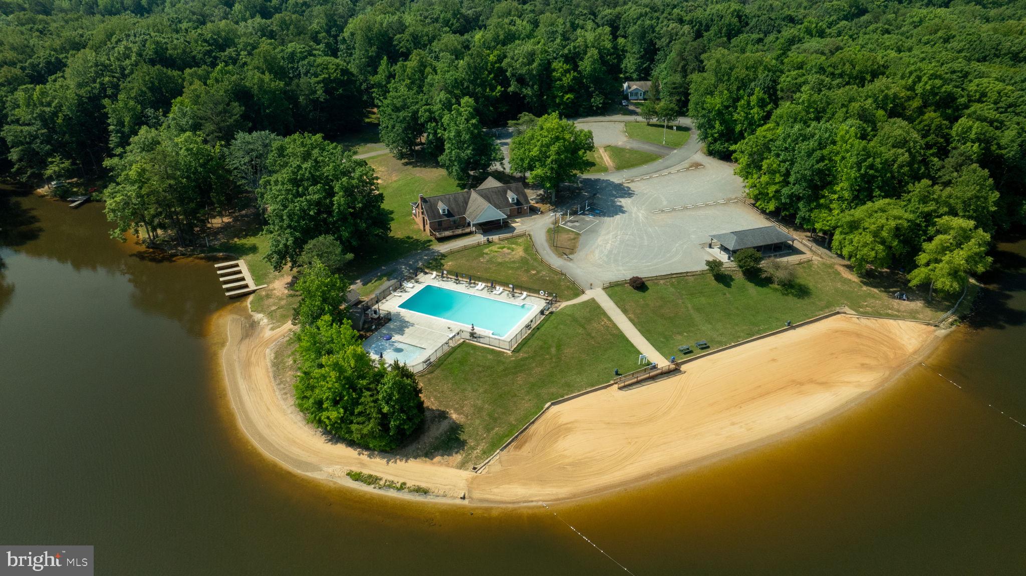 LAKE LAND OR - Residential