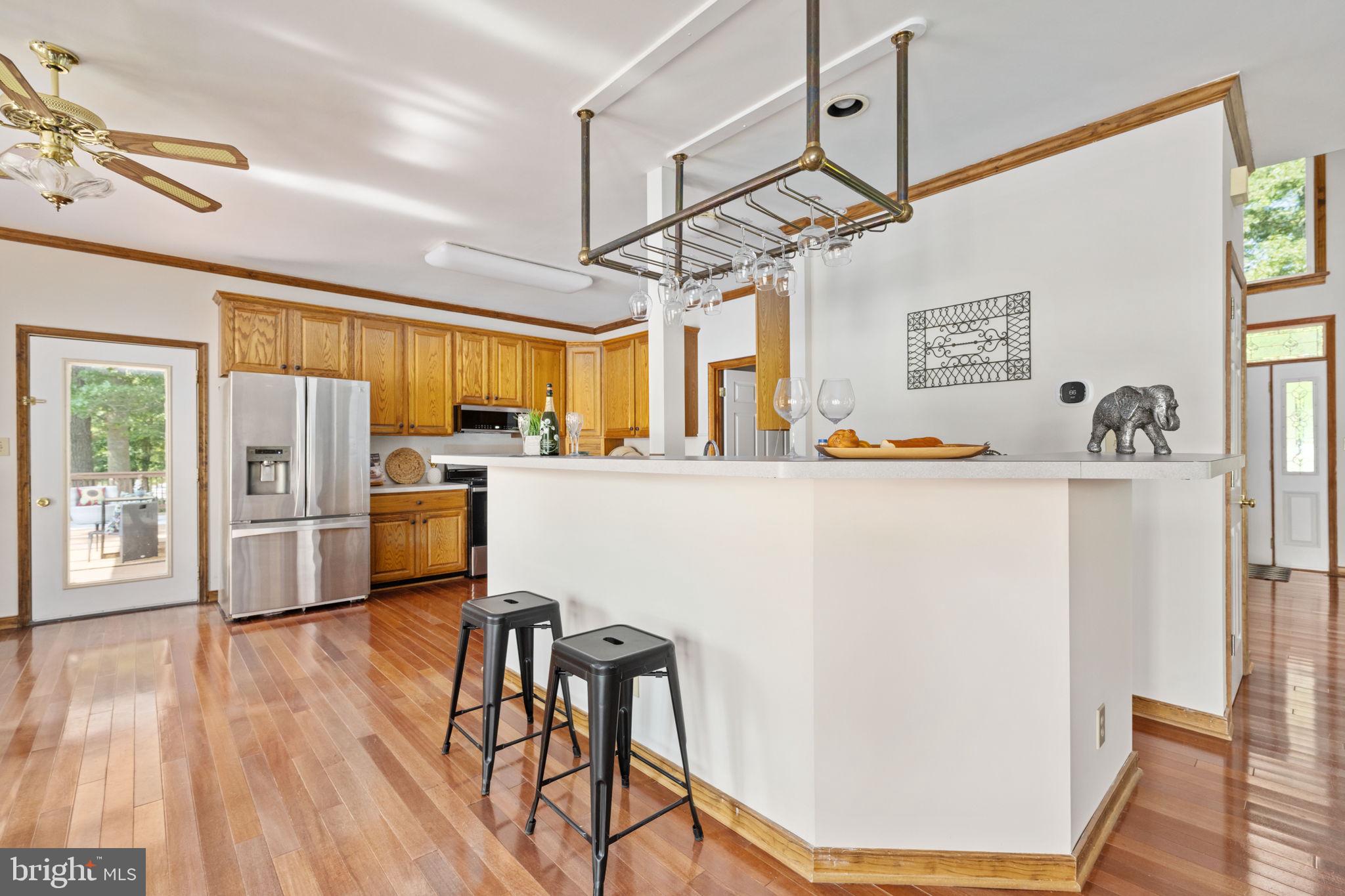 LAKE LAND OR - Residential