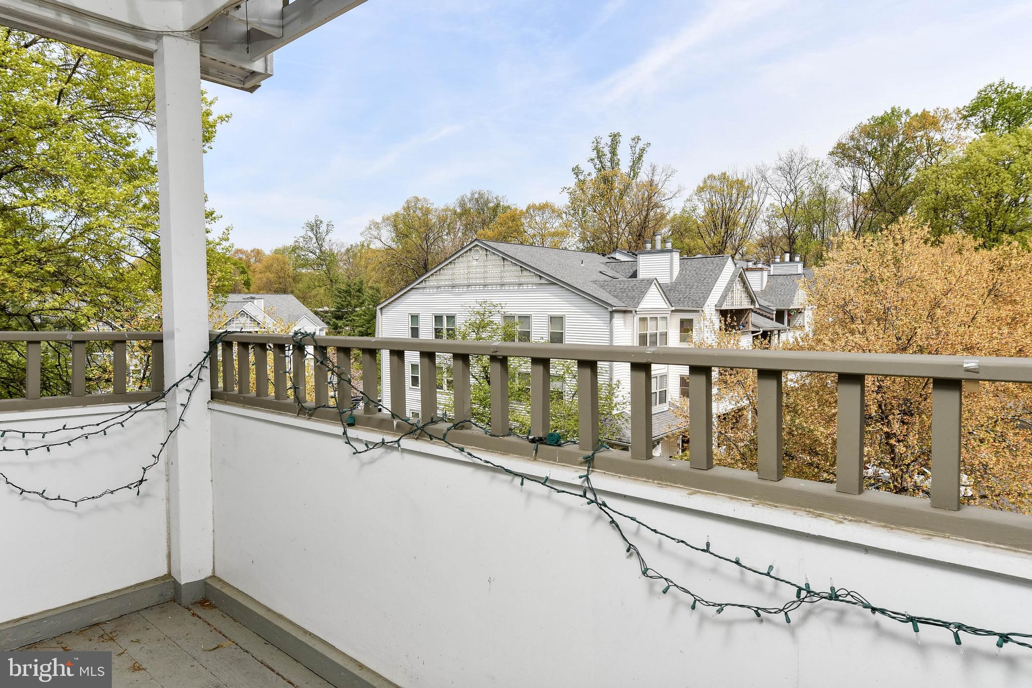 LAFAYETTE FOREST - Residential Lease