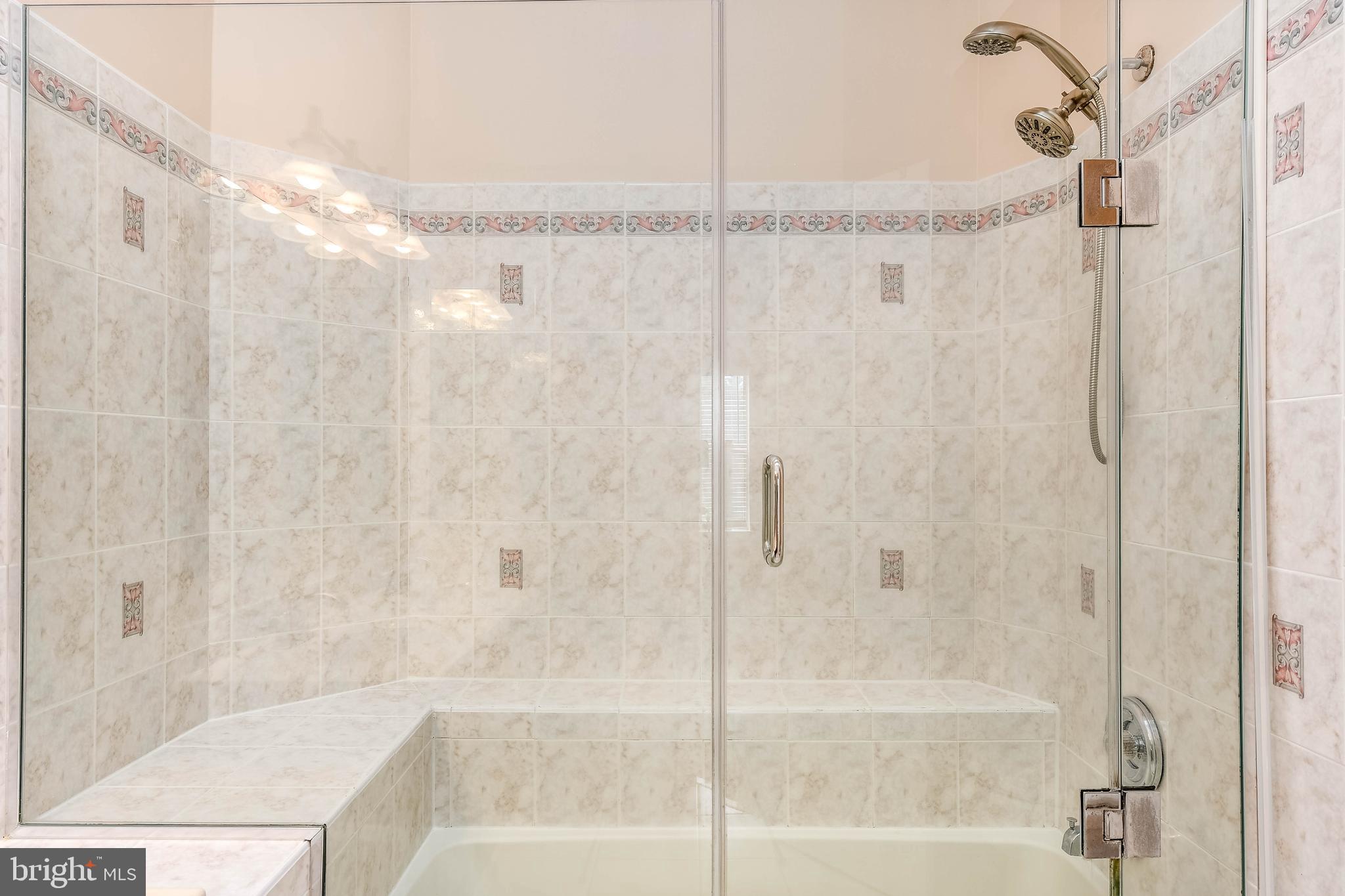 LAFAYETTE FOREST - Residential Lease