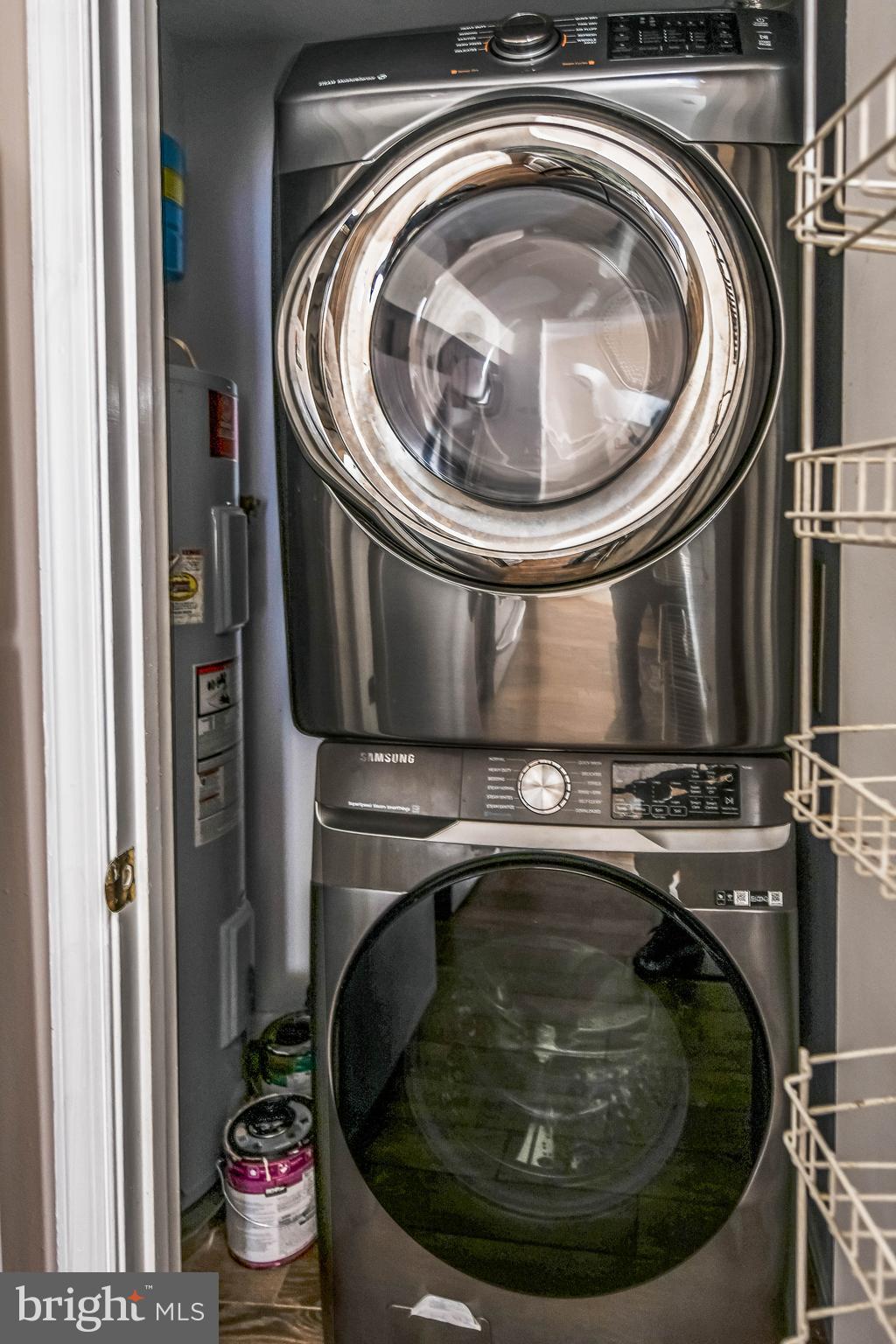 LAFAYETTE FOREST - Residential Lease