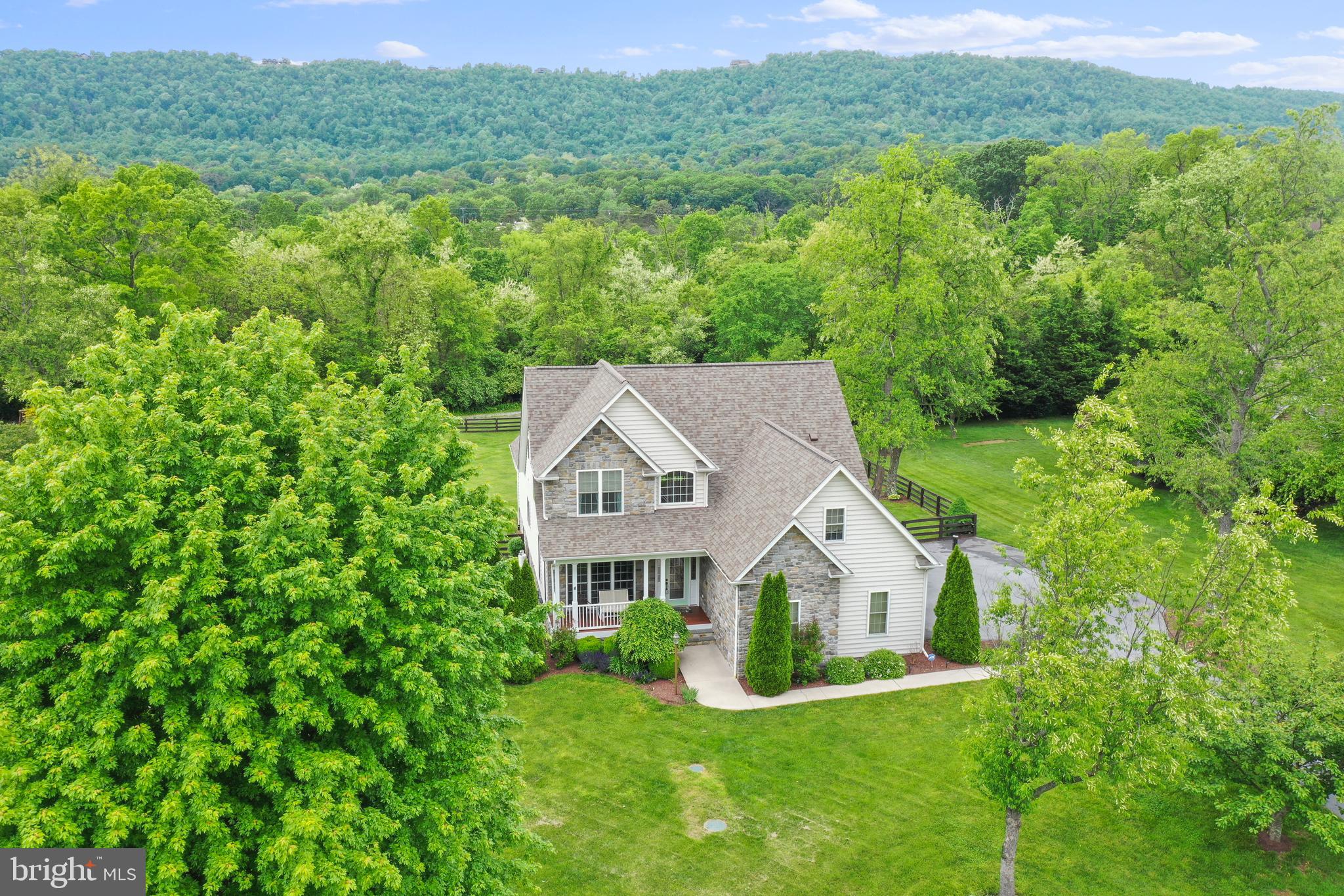 CORNERS AT ARDEN - Residential