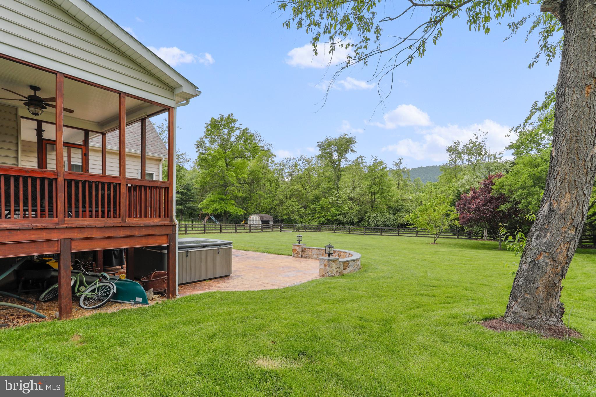 CORNERS AT ARDEN - Residential