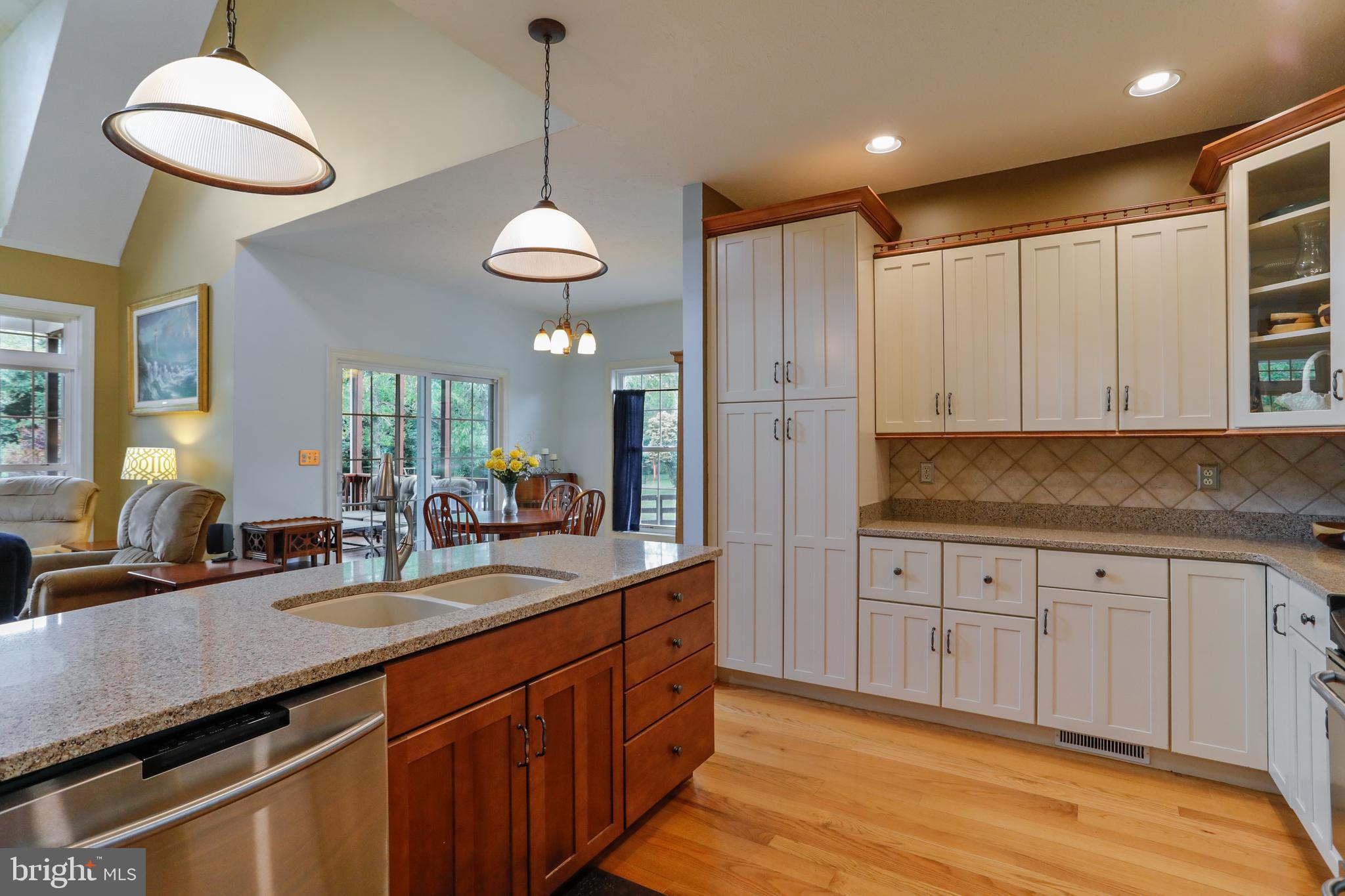 CORNERS AT ARDEN - Residential